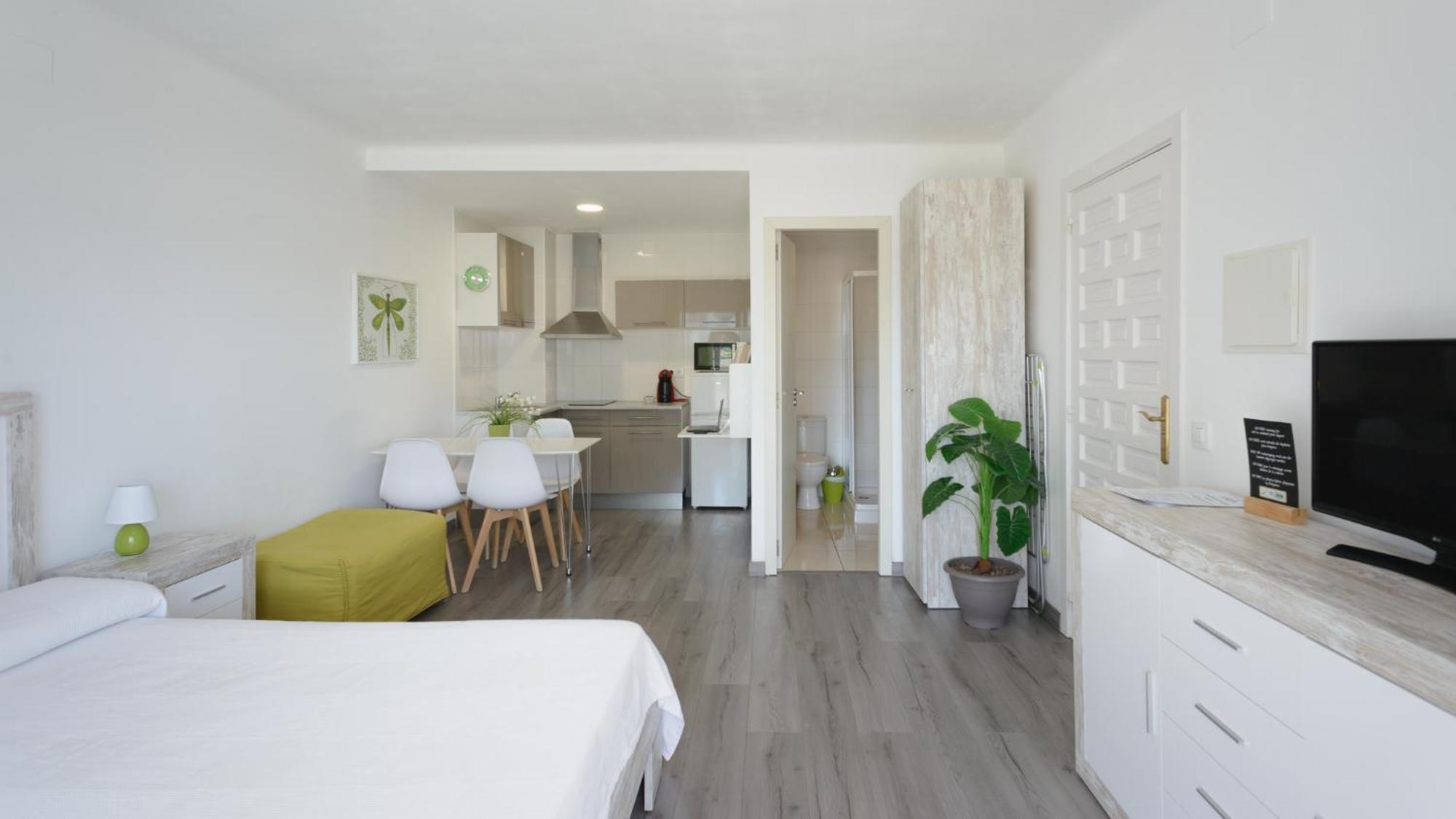 Apartment Port 27 *