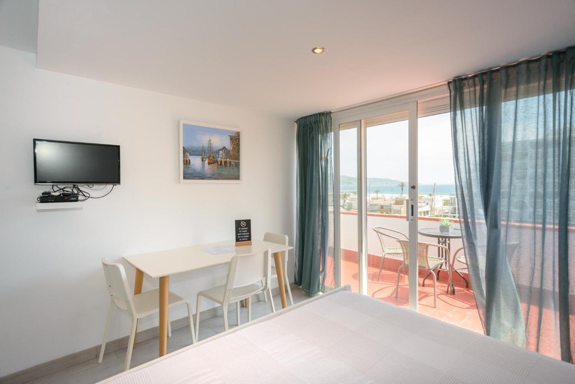 Apartment Port 27