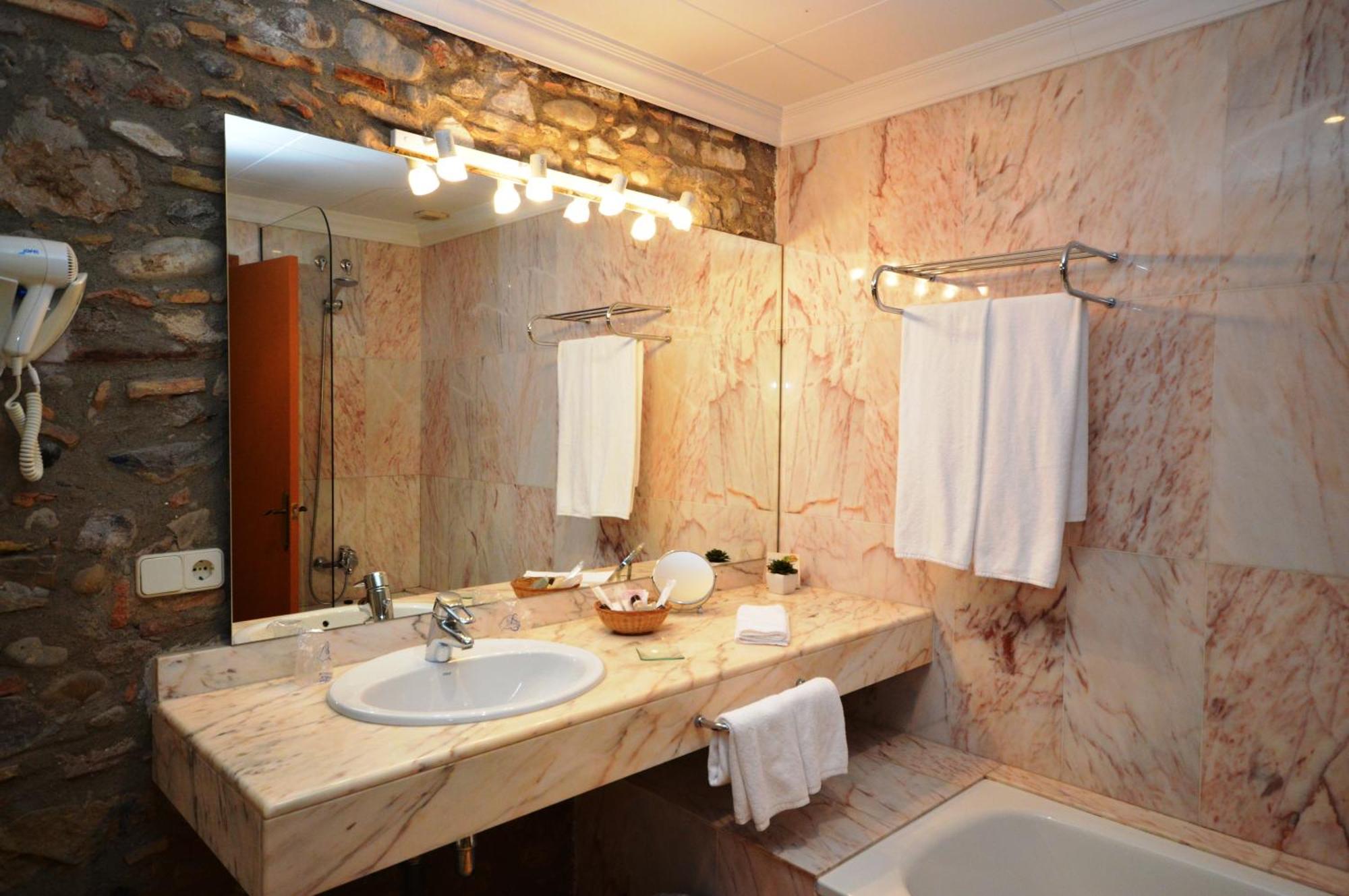 Hotel Ceret