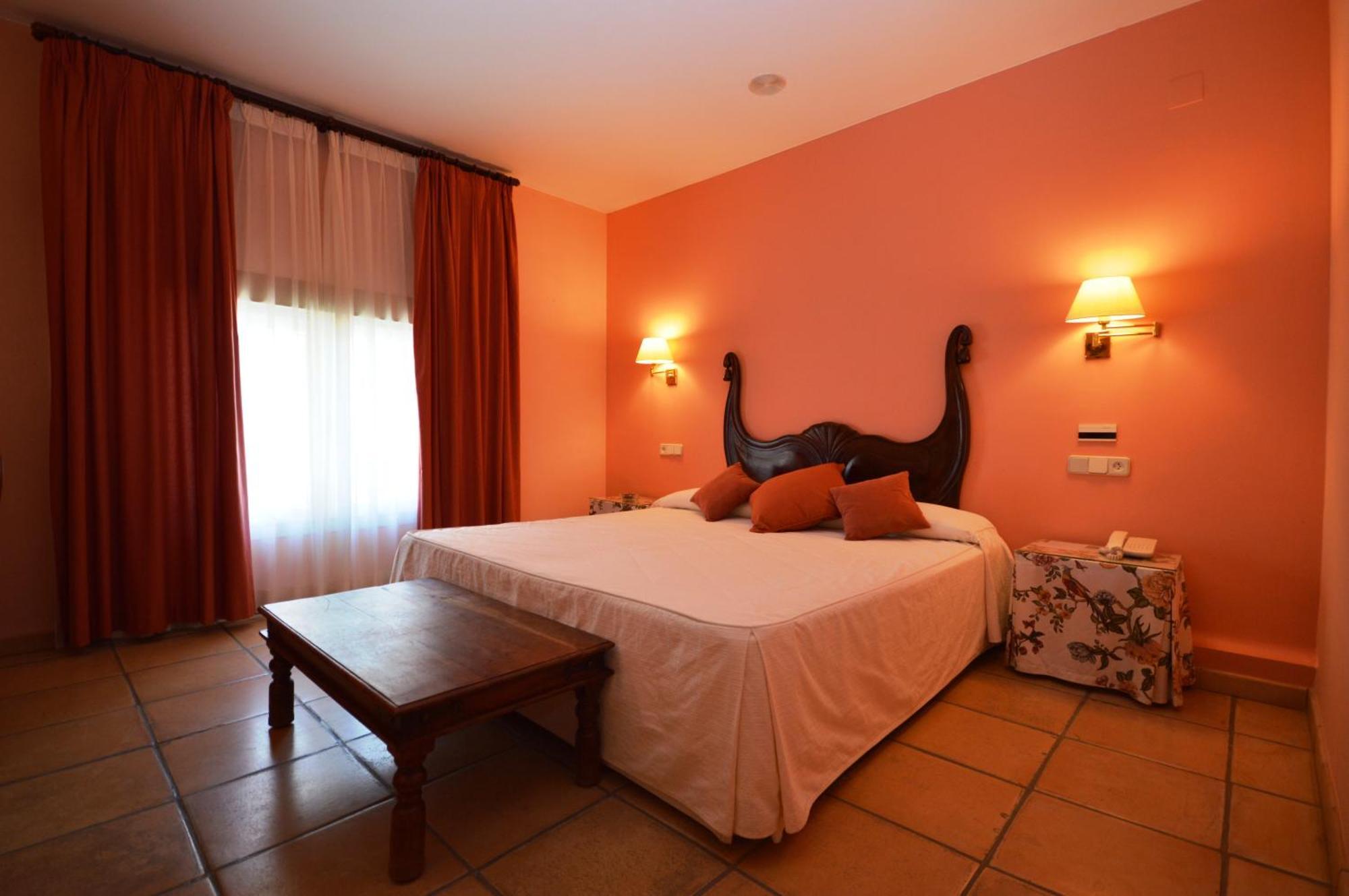 Ceret Hotel 3*