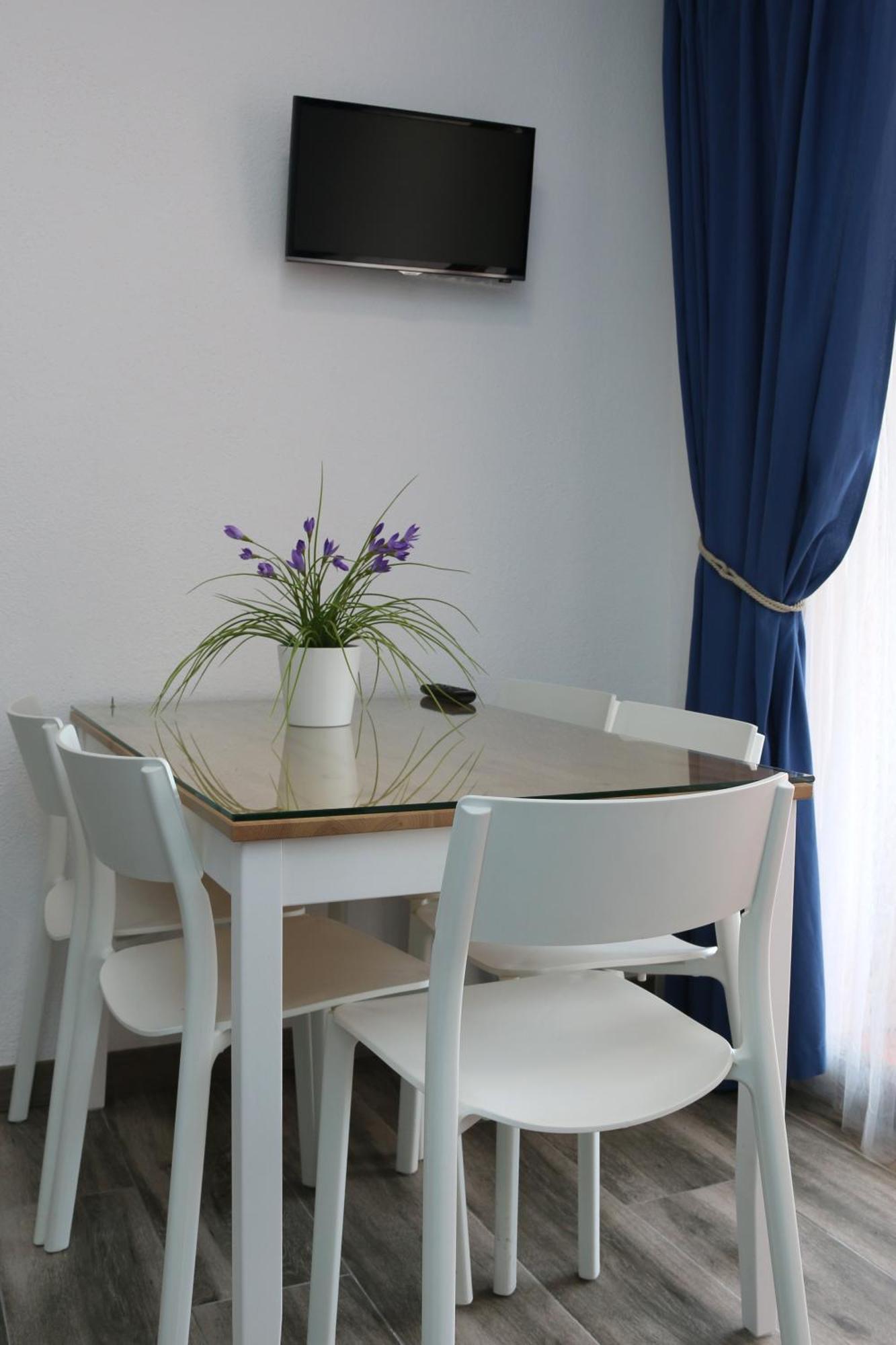 Port 27 Apartment Empuriabrava