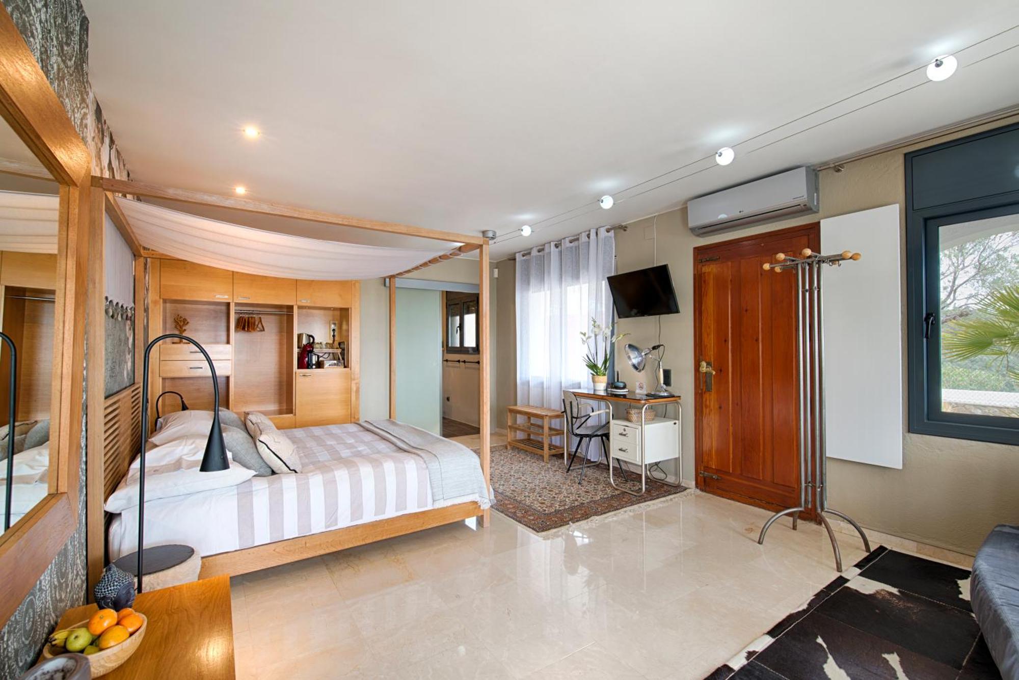 Casa De L'albada Bed & Breakfast Roses