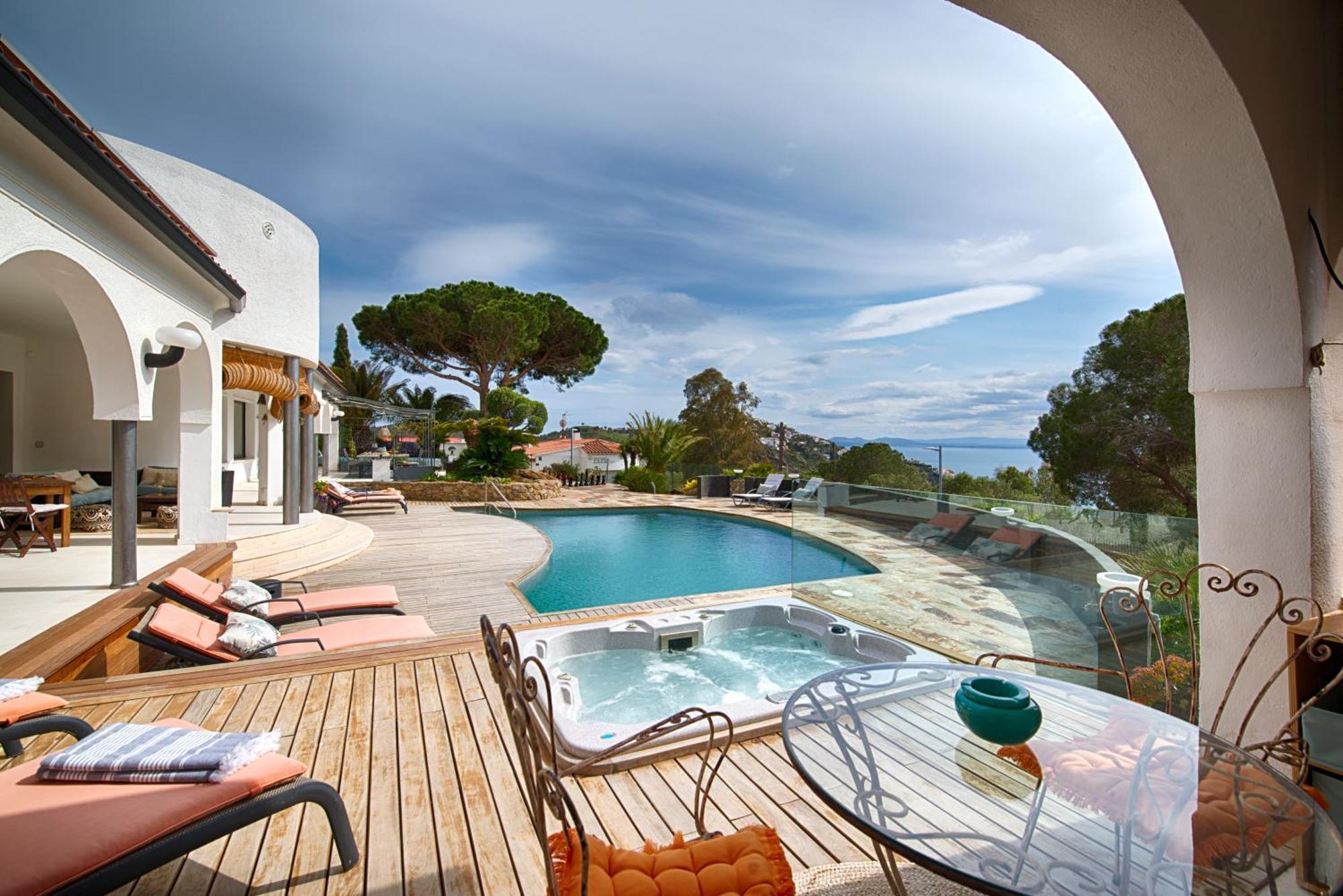 Bed & Breakfast Casa De L'albada Roses