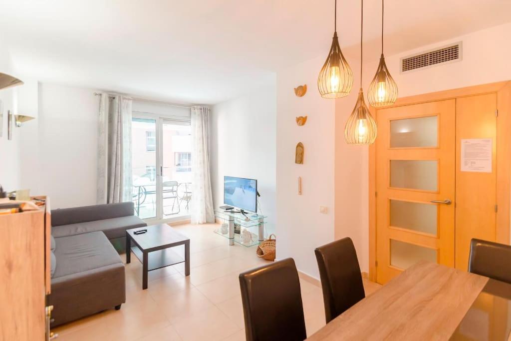 Apartment Sa Boadella Con Piscina Y Garaje Close To The *