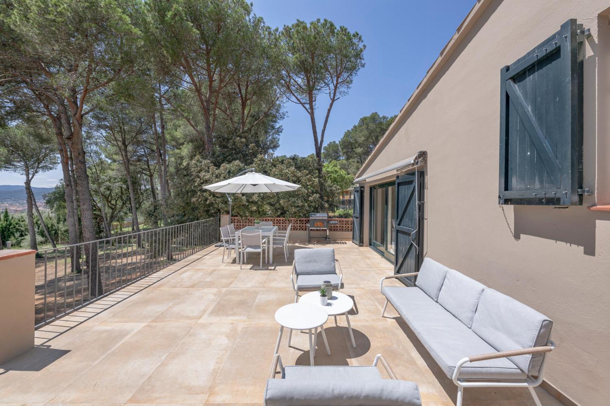 Сasa de vacaciones Casa La Vinya Con Parking Y Piscina