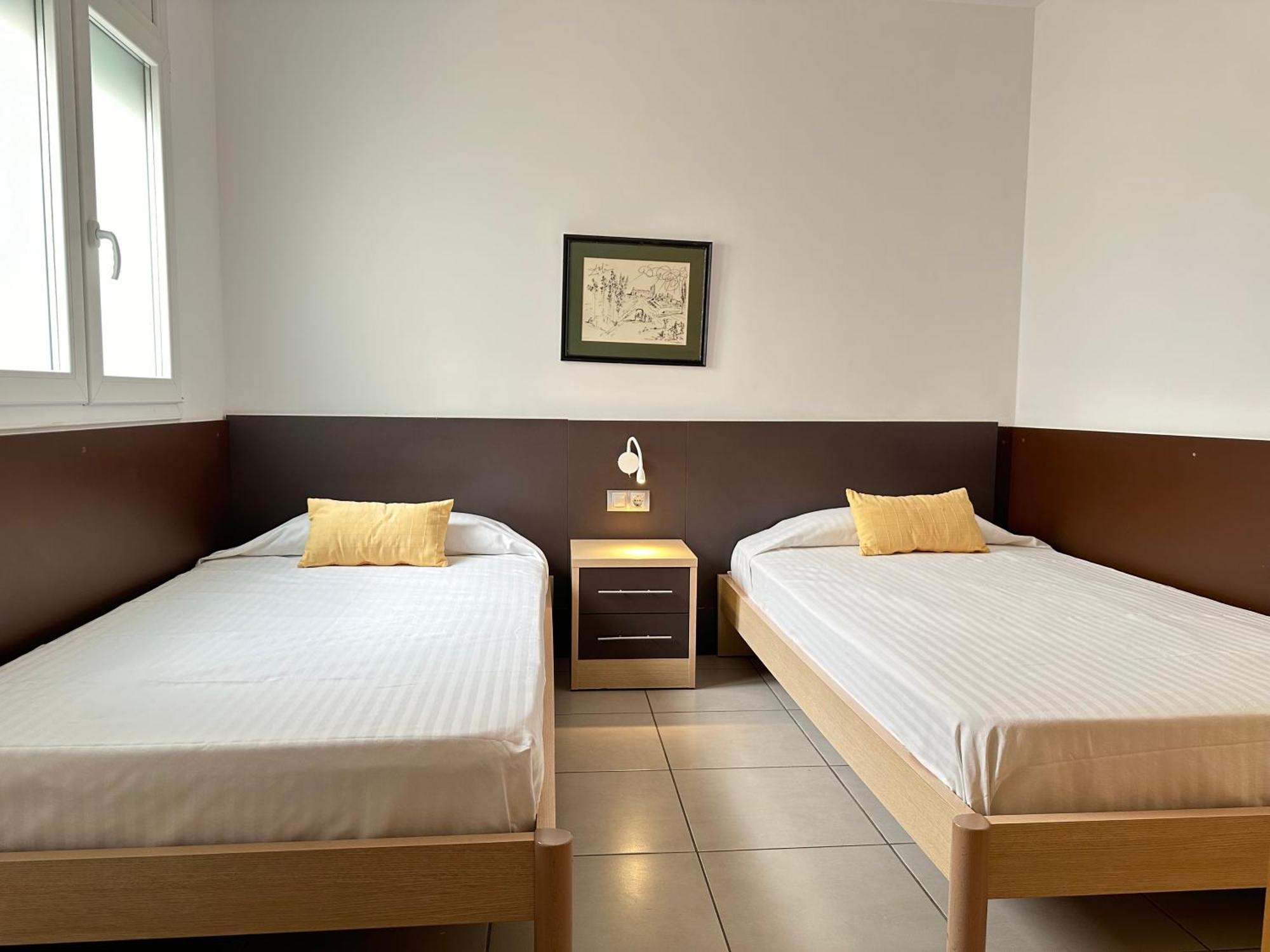 Agi Drugstore Apartamento Rosas