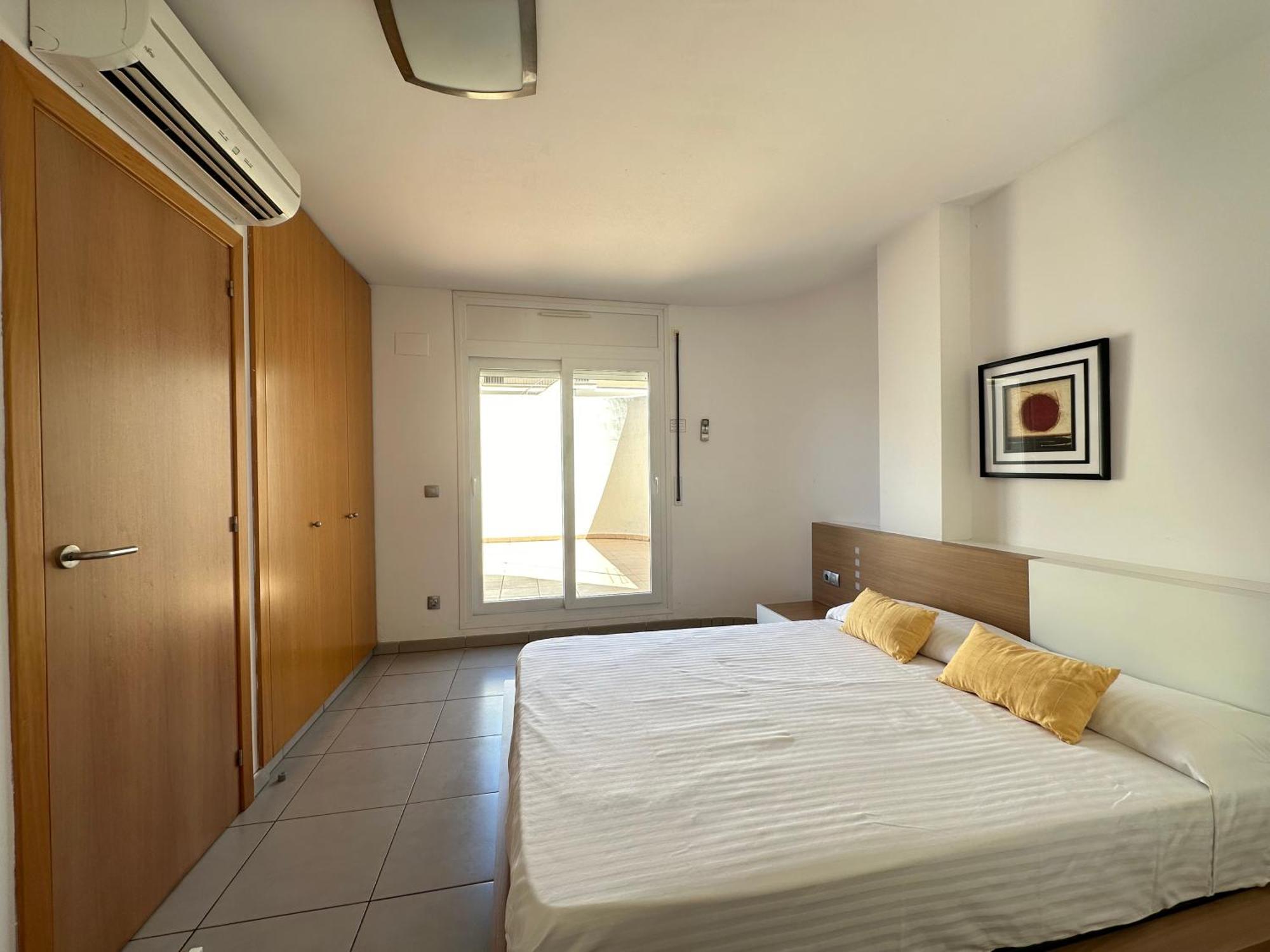 Apartamento Agi Drugstore Rosas
