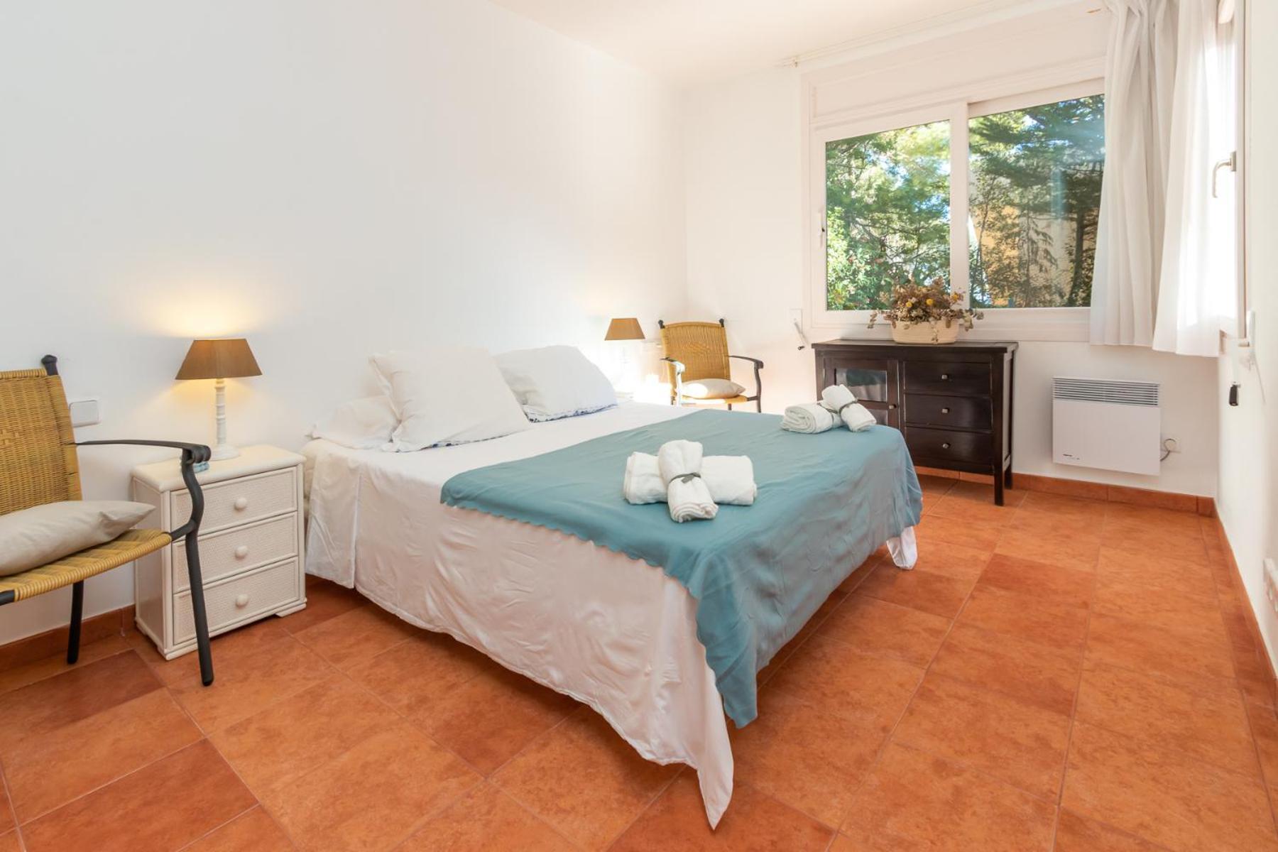 Con Piscina Privada En *