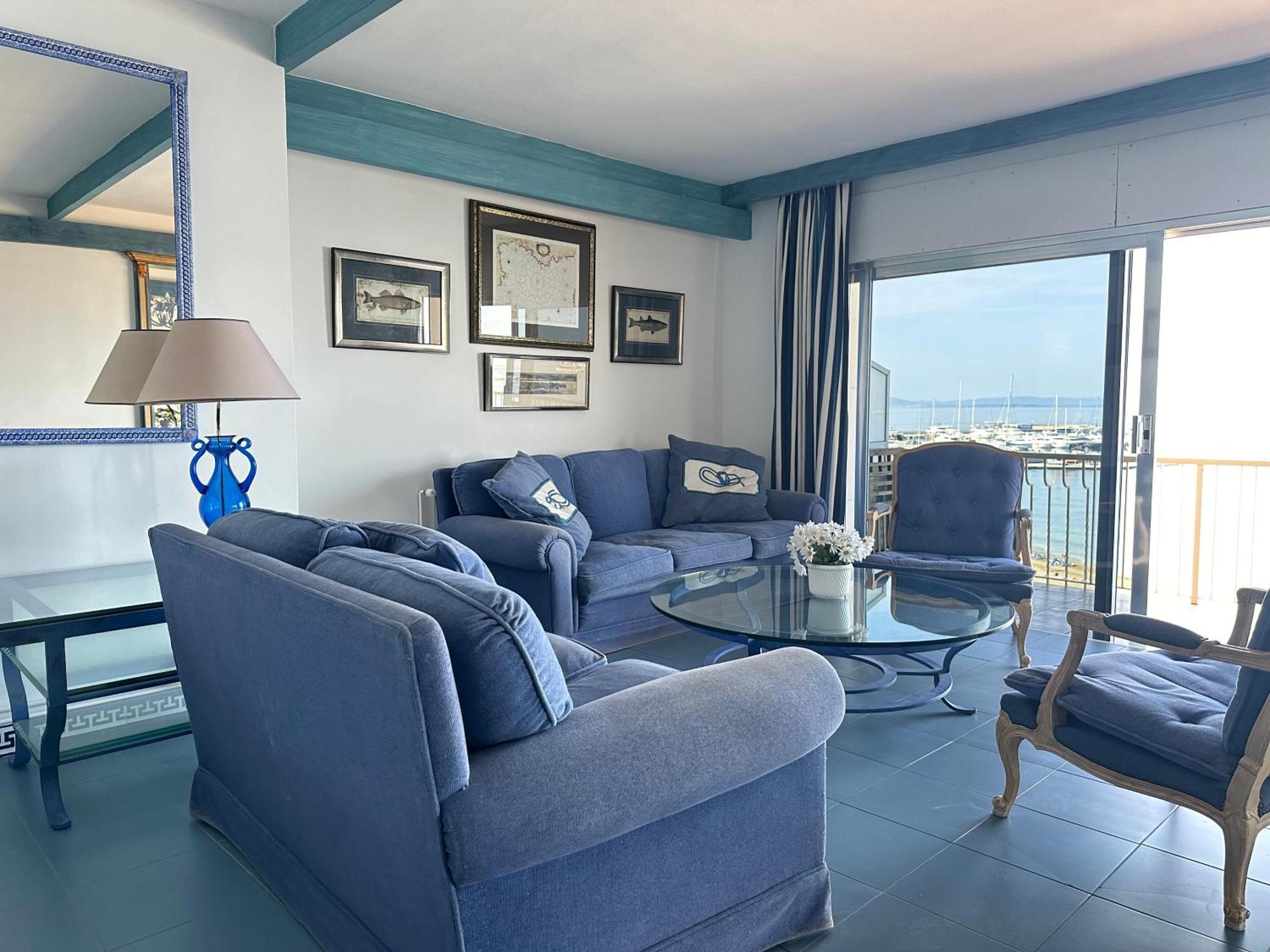 Agi Avenida Apartamento