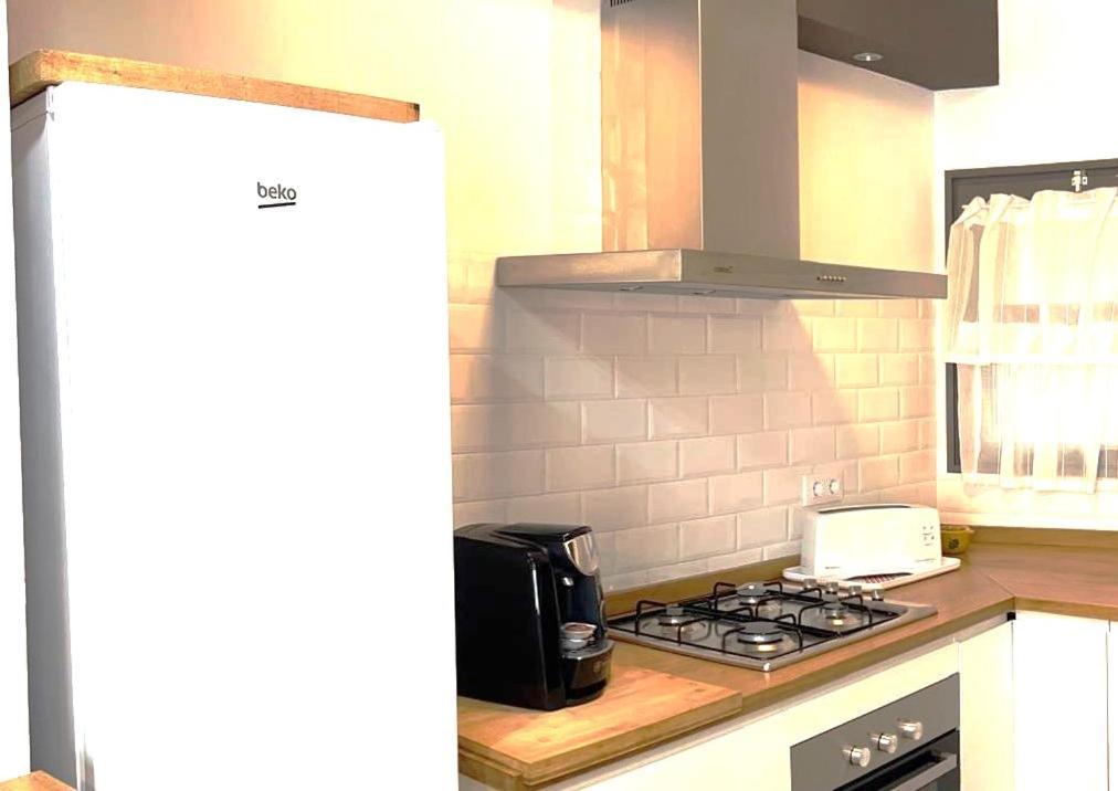 Apartamento Ap Nurimar 2 Con Aire Acondicionado En Centro Del Pueblo L' Escala