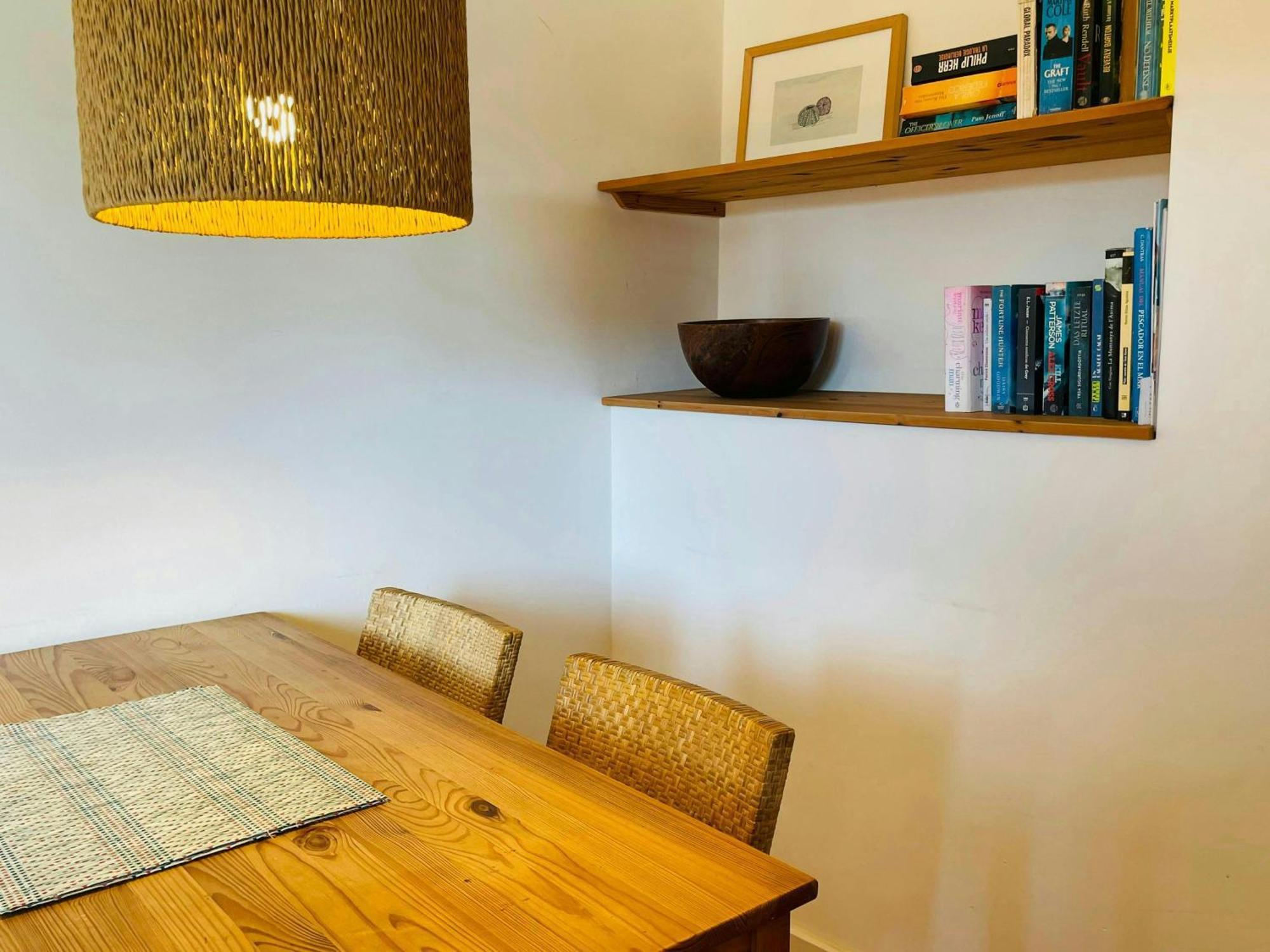 T3 - Charming Seaside Escape With Stunning Views Apartment *