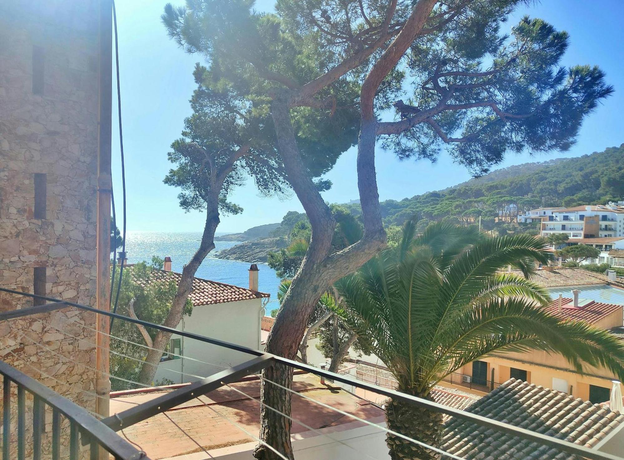 Apartment T3 - Charming Seaside Escape With Stunning Views