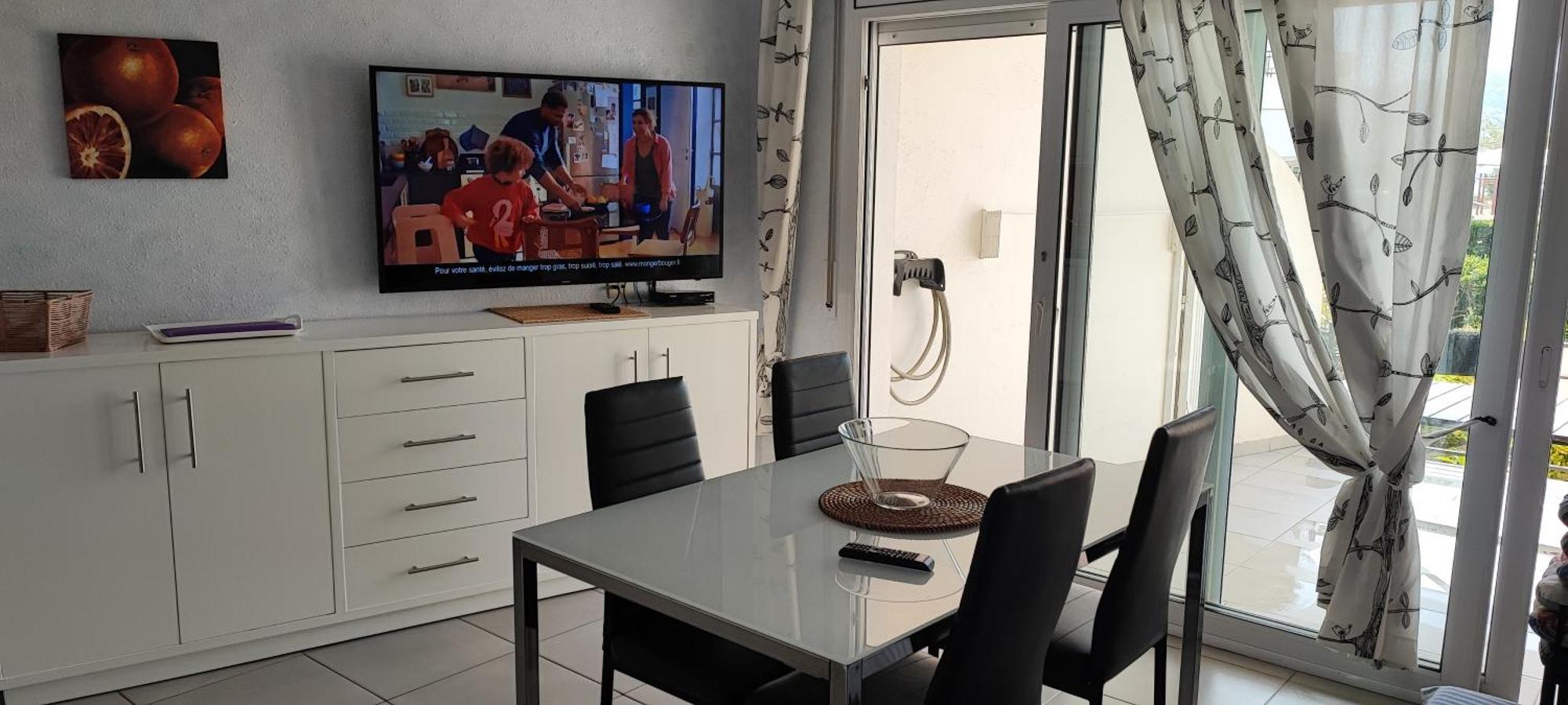Oasis B3 * Rosas