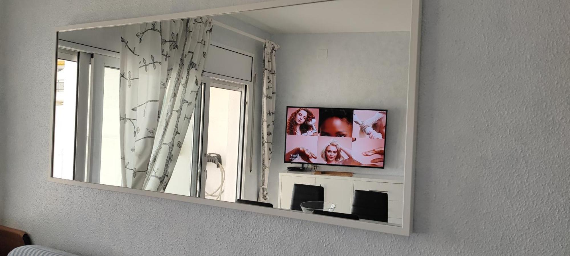 Oasis B3 Rosas