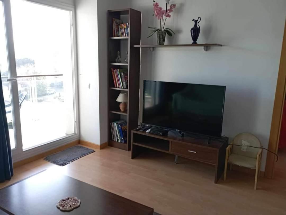 Proche Commerces Avec Grande Terrasse Et Piscine Apartamento *
