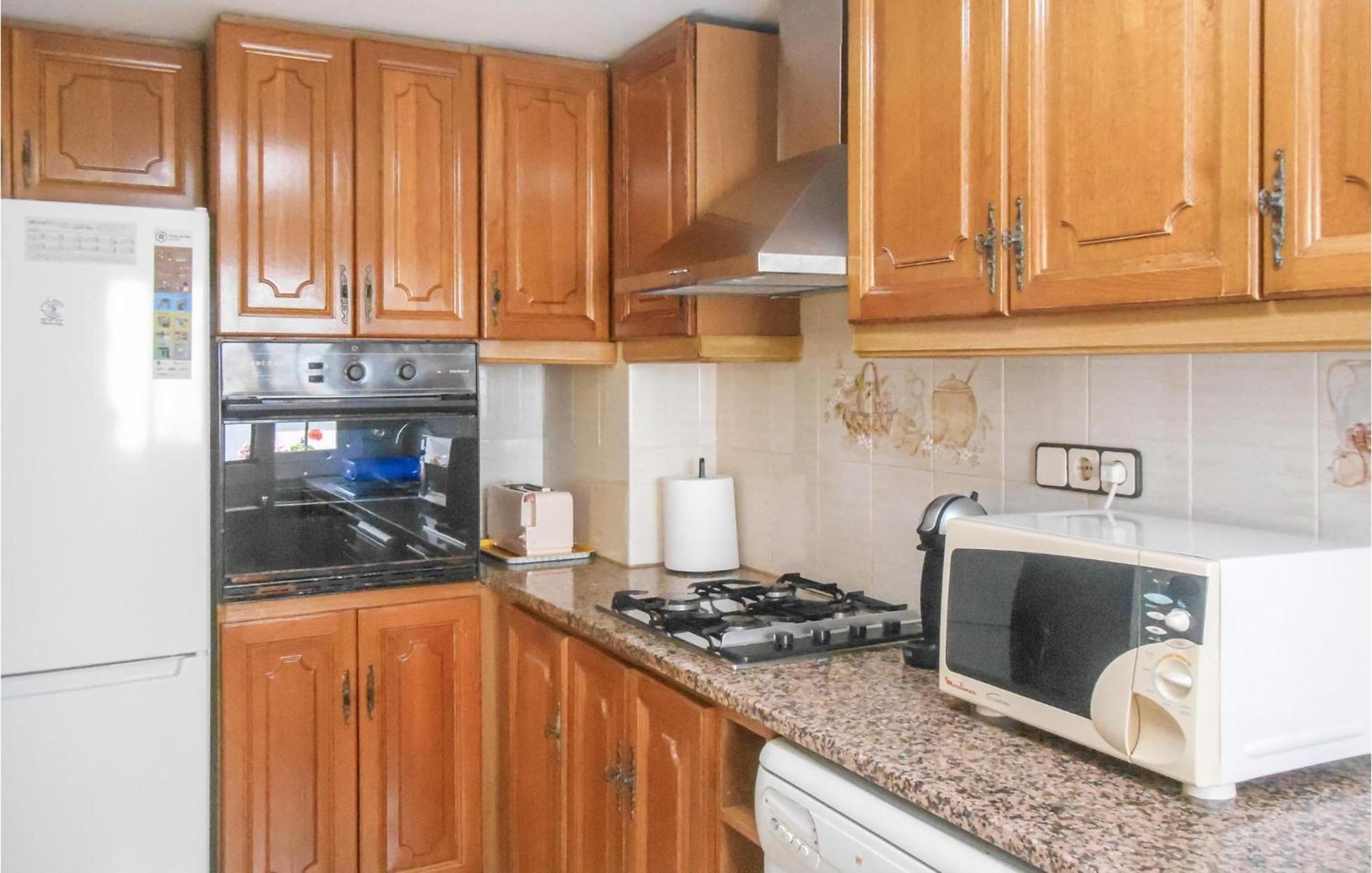 Apartamento 2 Bedroom Amazing In *