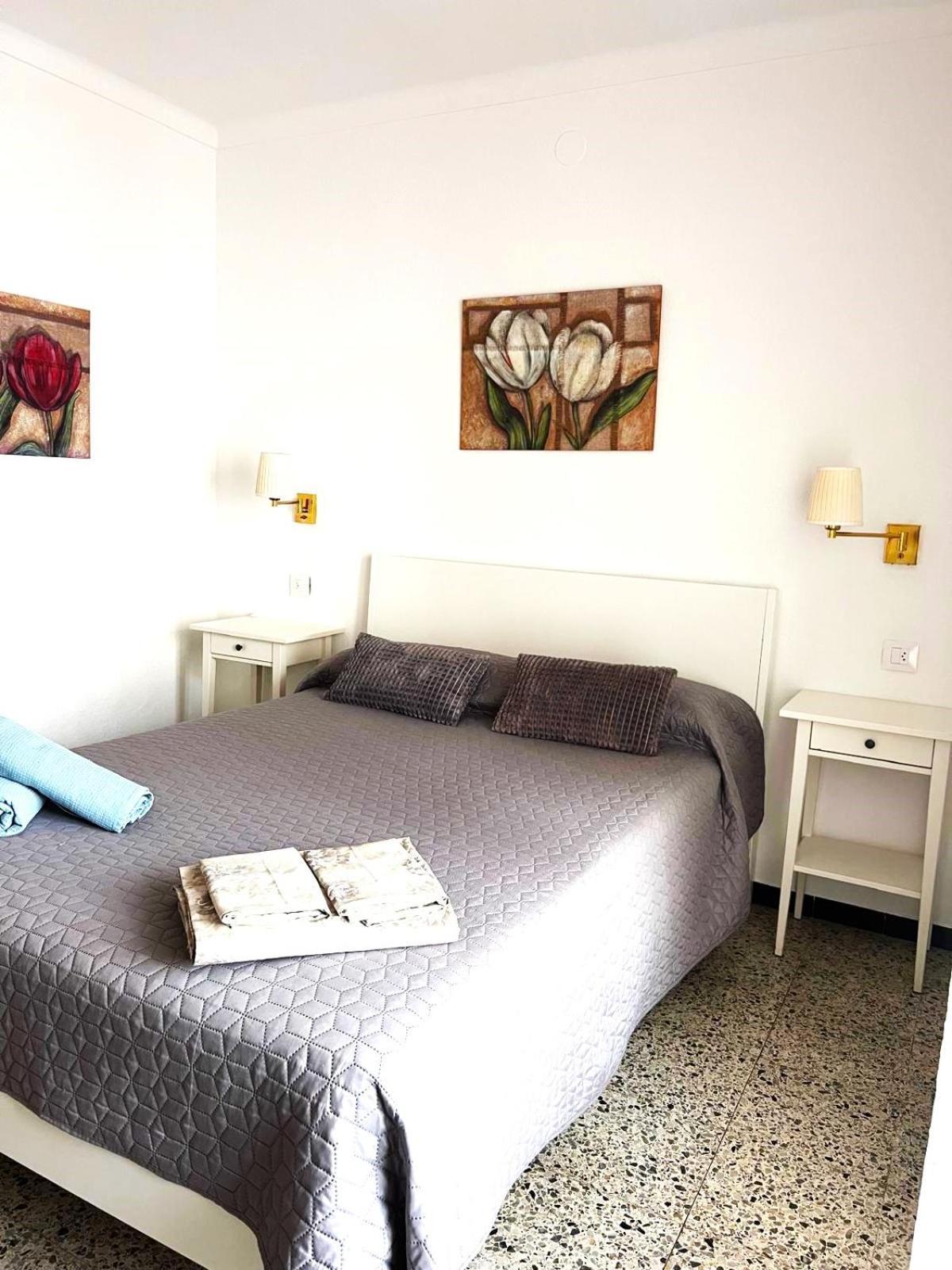 Apartamento Ap Nurimar 2 Con Aire Acondicionado En Centro Del Pueblo *