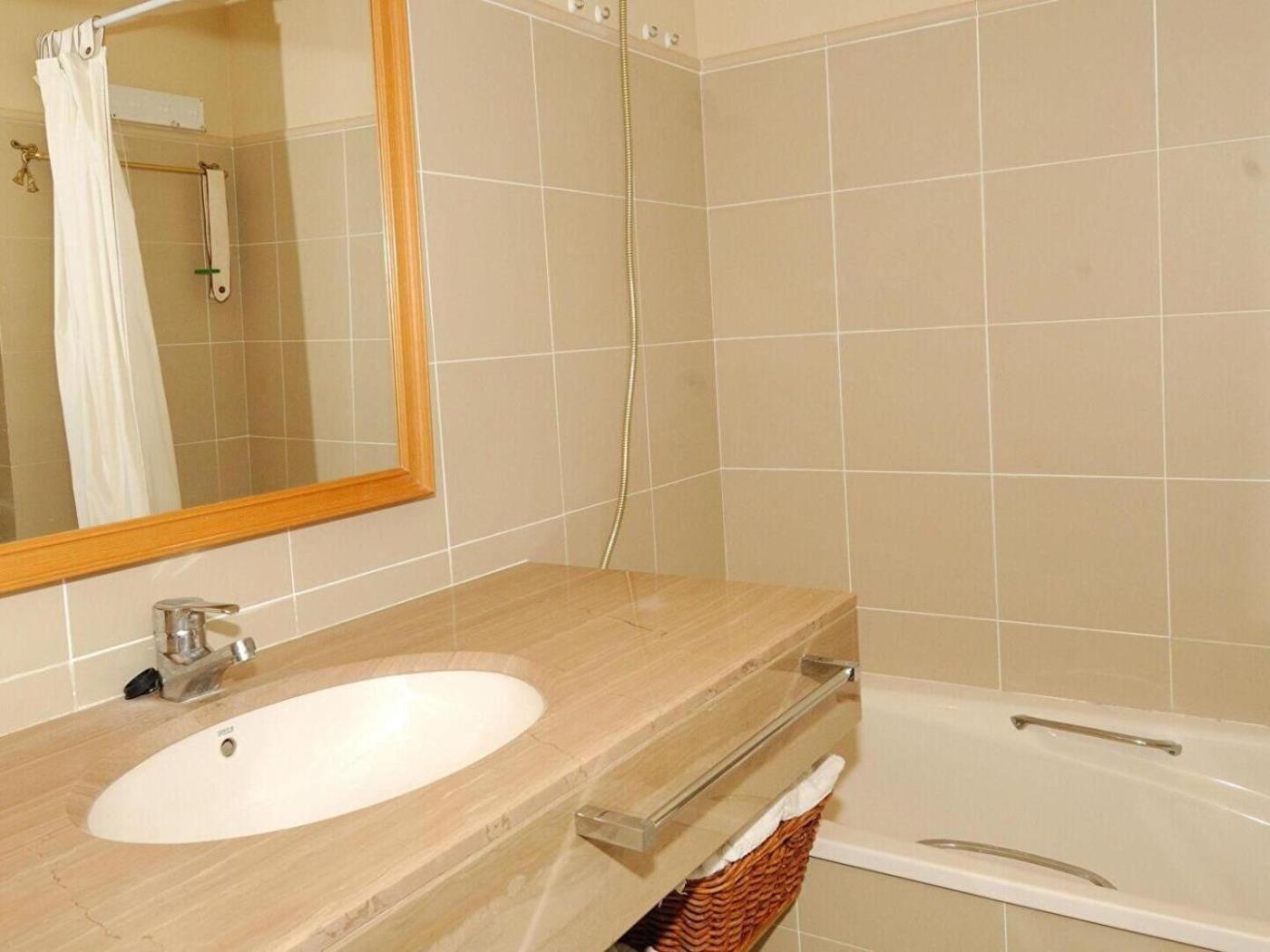 Apartamento Centric Amb Piscina Comunitaria