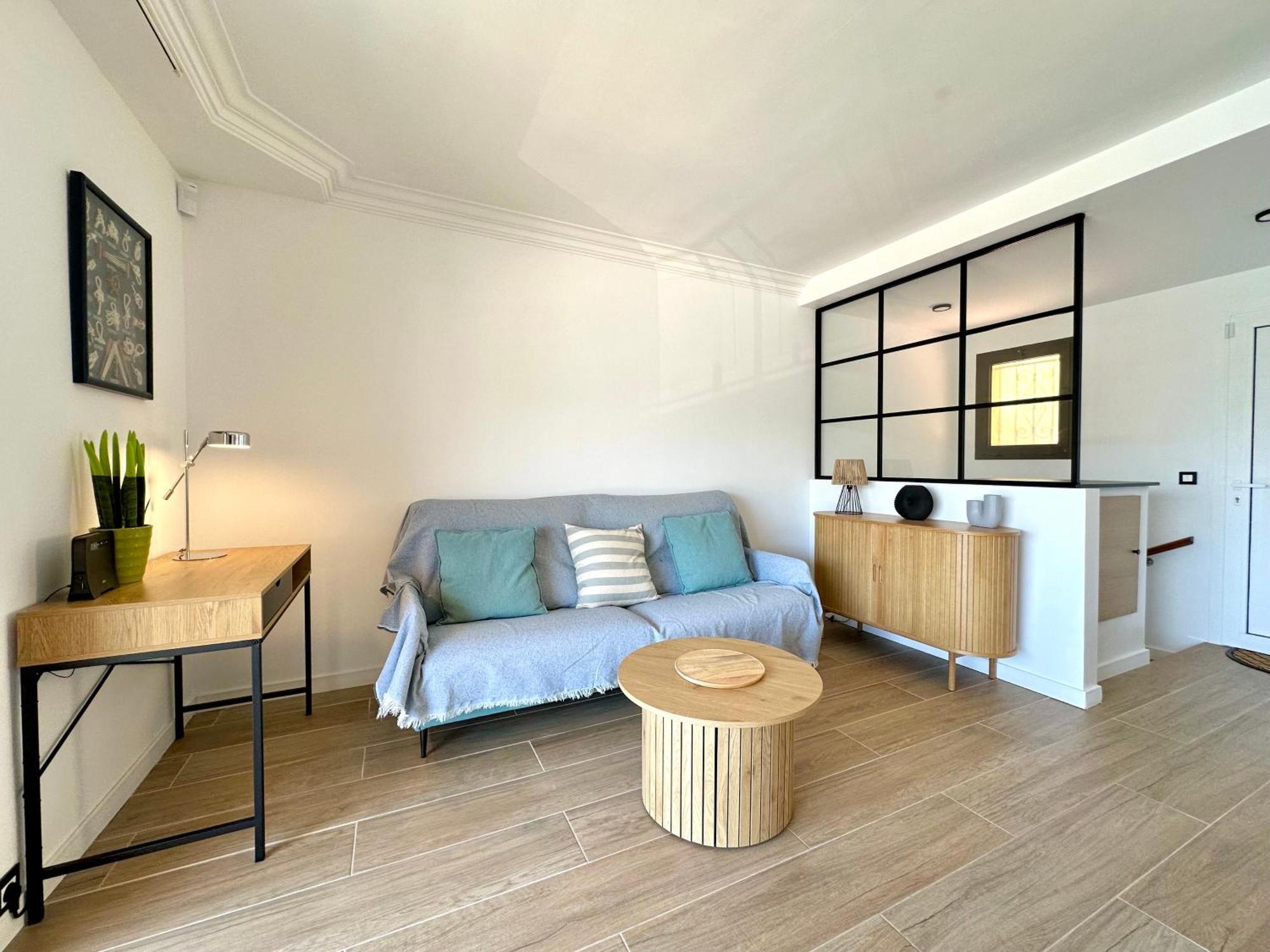 Apartamento V027 - Joan Vinyoli *