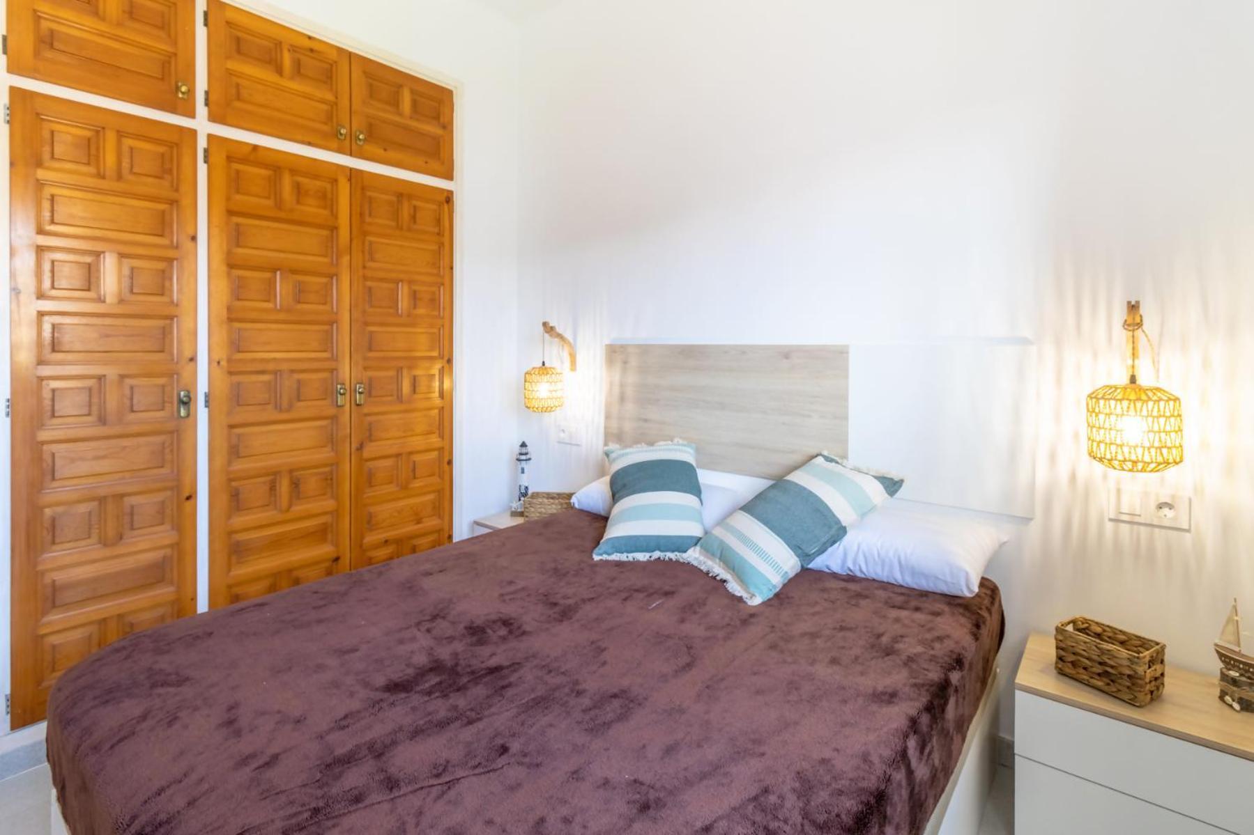 Apartamento Grifeu 18 Con Terraza Y Vistas *