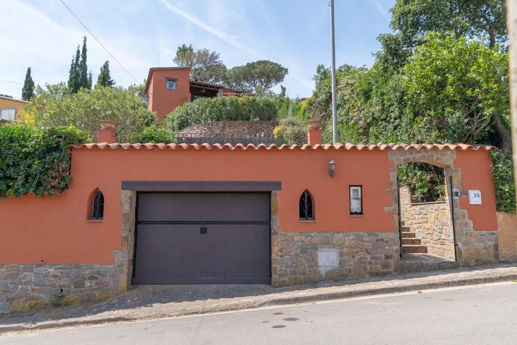 Picasso Mountain View * Begur
