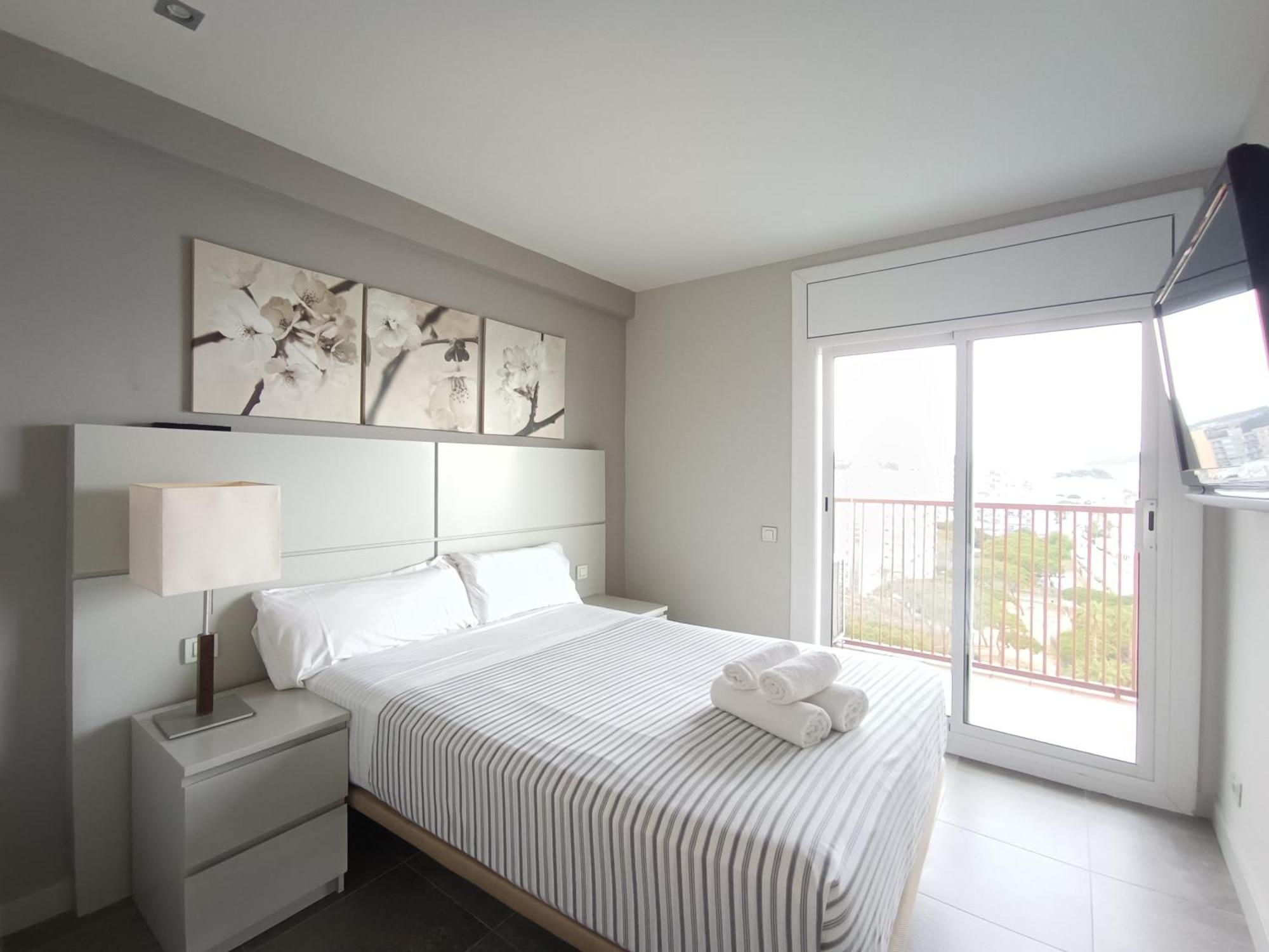 Apartment Aiguaneu Els Pins Blanes