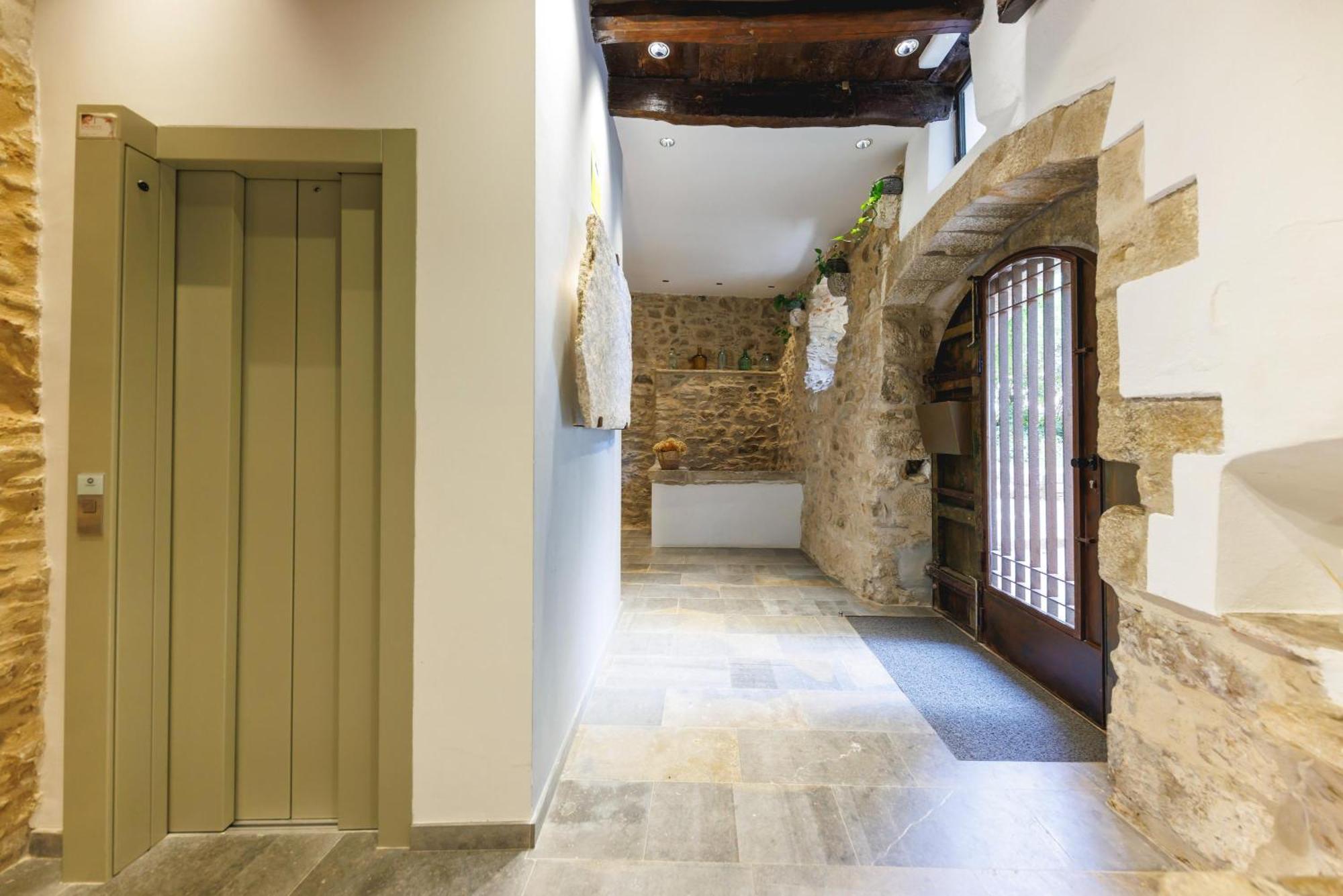 Bravissimo 1593, Medieval Charm * Gerona