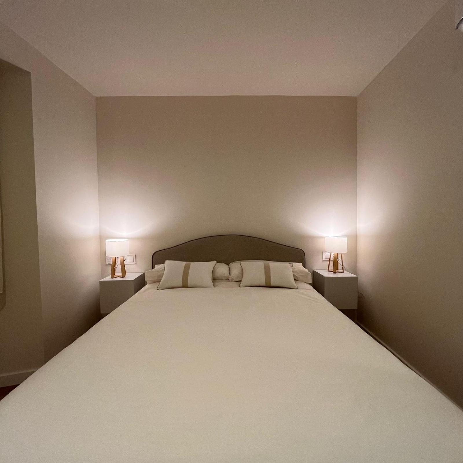 Apartamento 8 Personas Con Parking, Muy Cerca De La Playa L' Escala