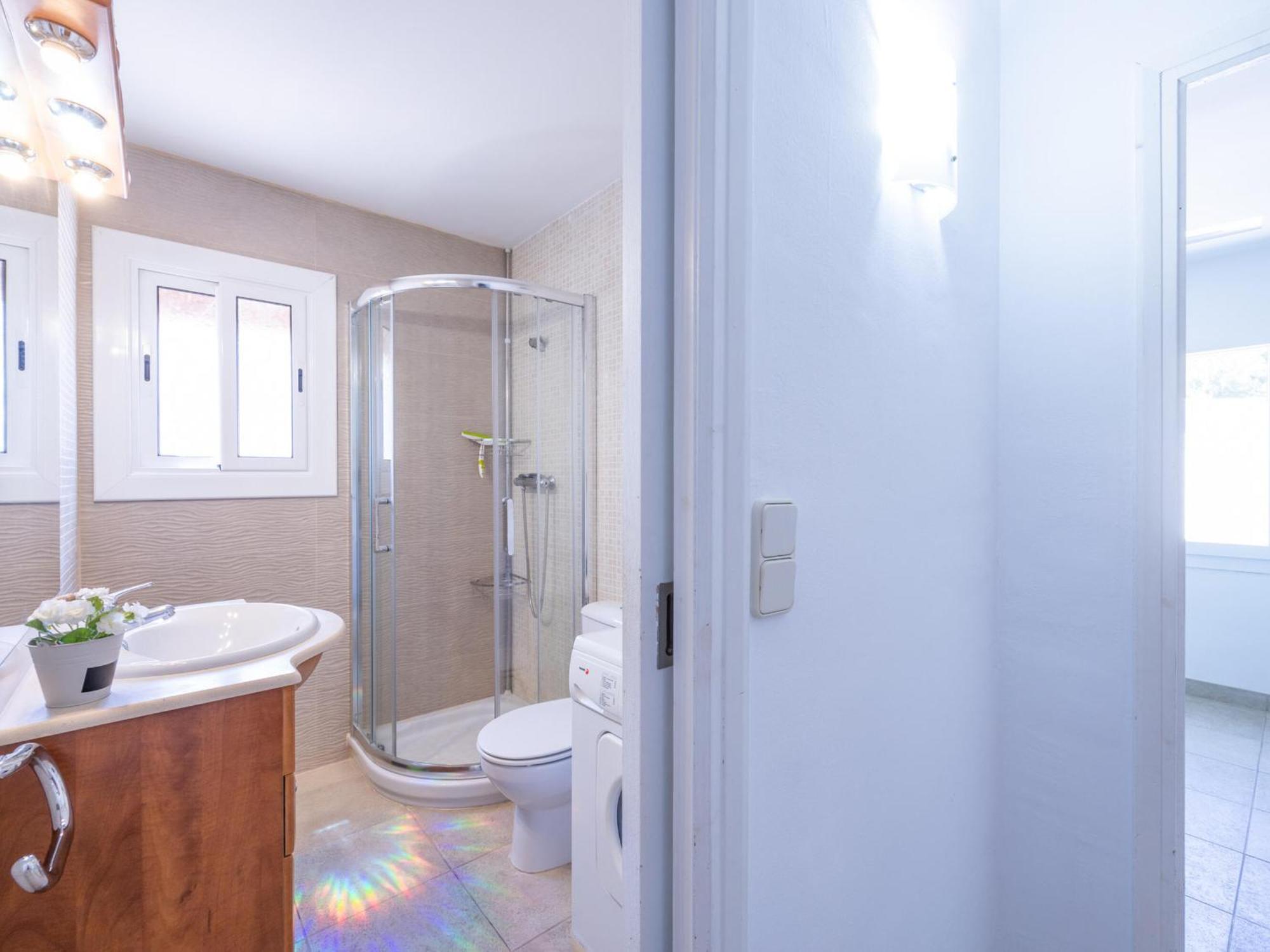 Familiar Con Piscina, Terraza Y Wifi, A 450m De La Playa De Riells, - Es-325-20 *
