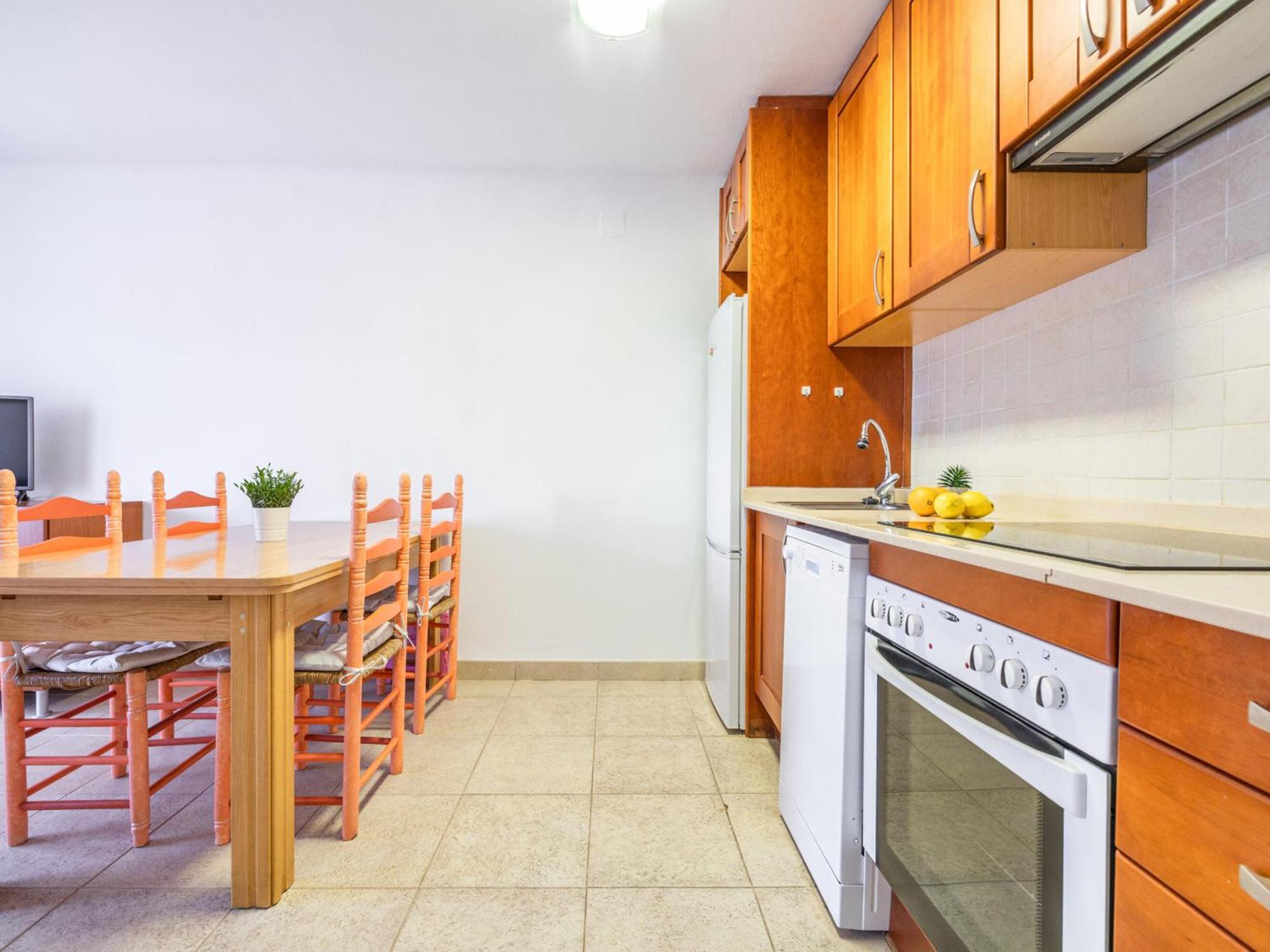 Familiar Con Piscina, Terraza Y Wifi, A 450m De La Playa De Riells, - Es-325-20 Apartamento *