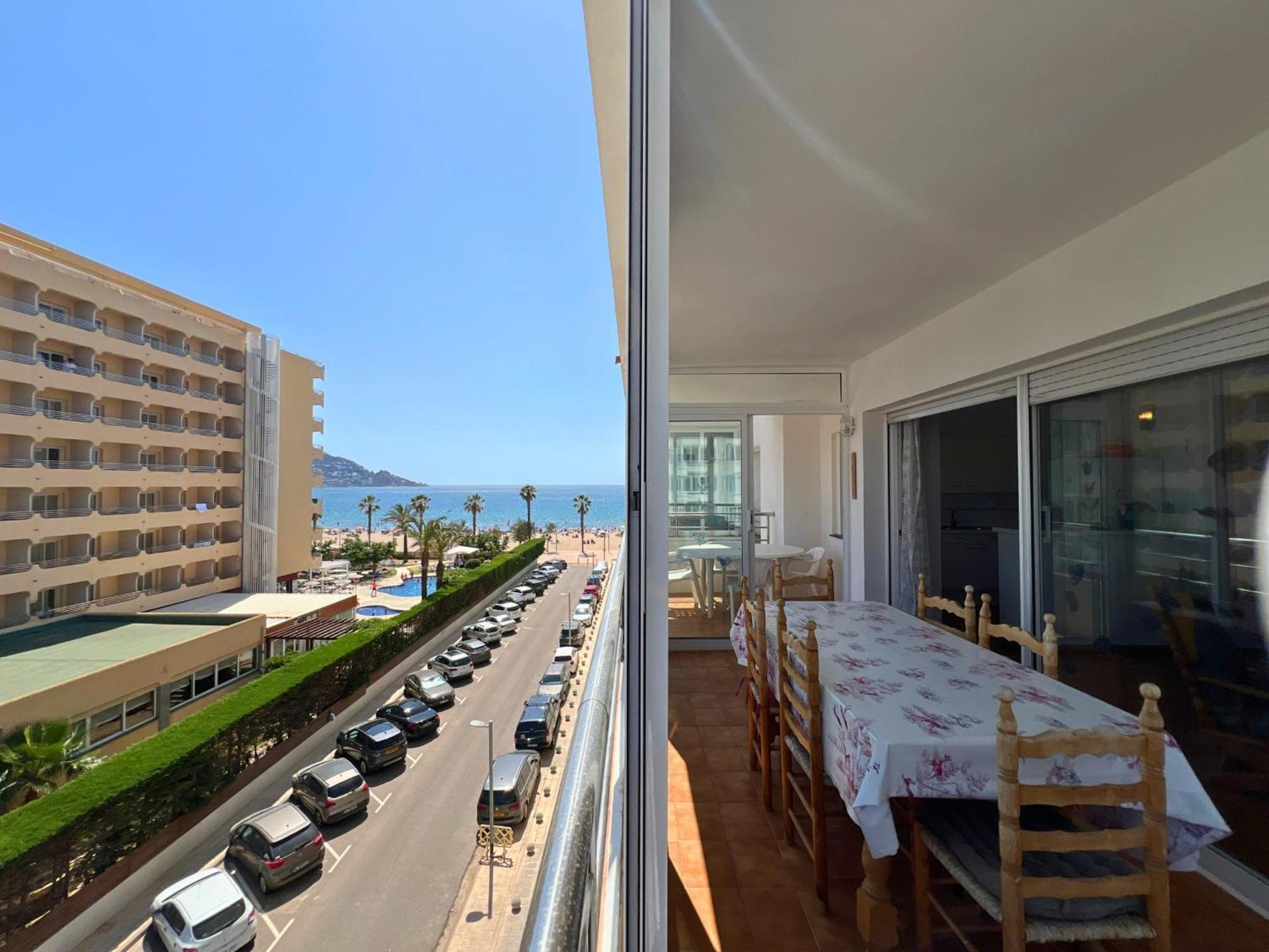 Marenostrum 2 4º4ª Apartment Roses