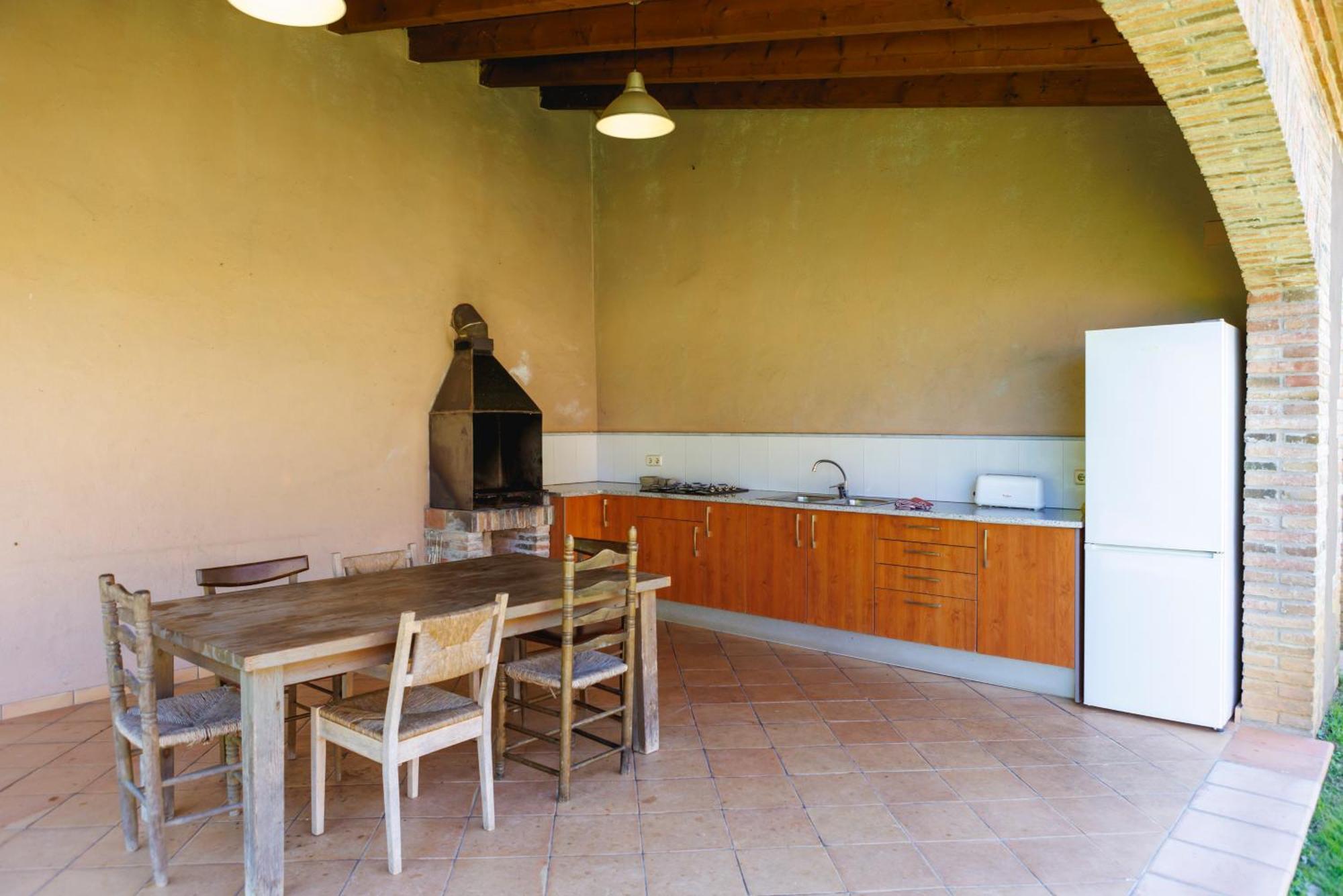 Turisme Rural - Mas - Monells Casa rural La Bisbal d'Emporda