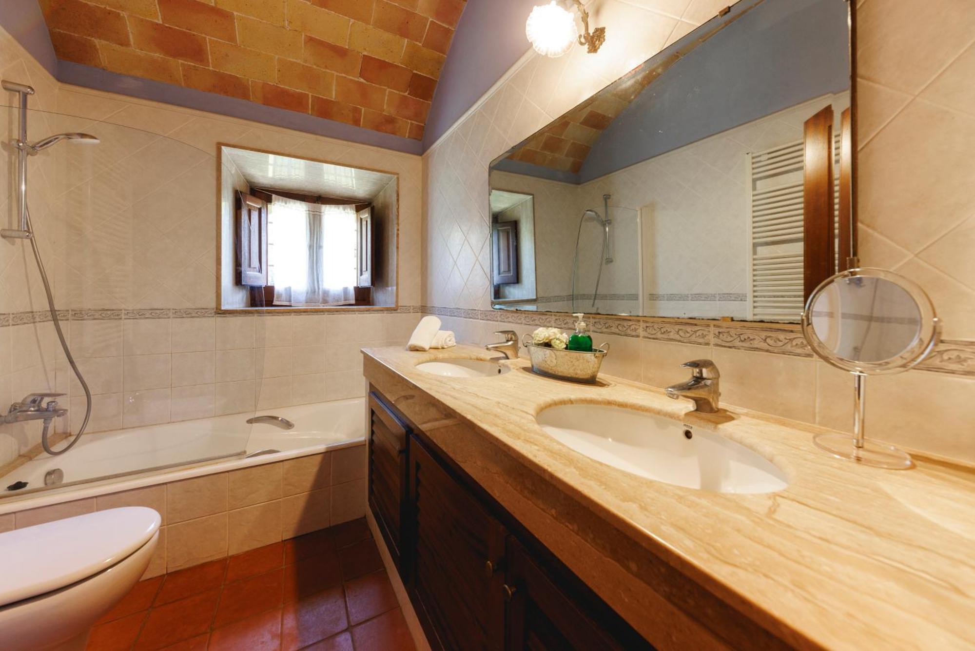 Turisme Rural - Mas - Monells Casa rural *
