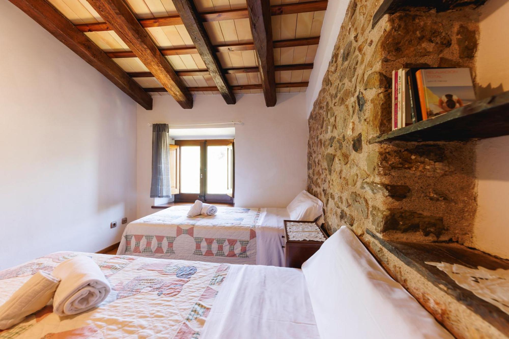 Turisme Rural - Mas - Monells Casa rural La Bisbal d'Emporda