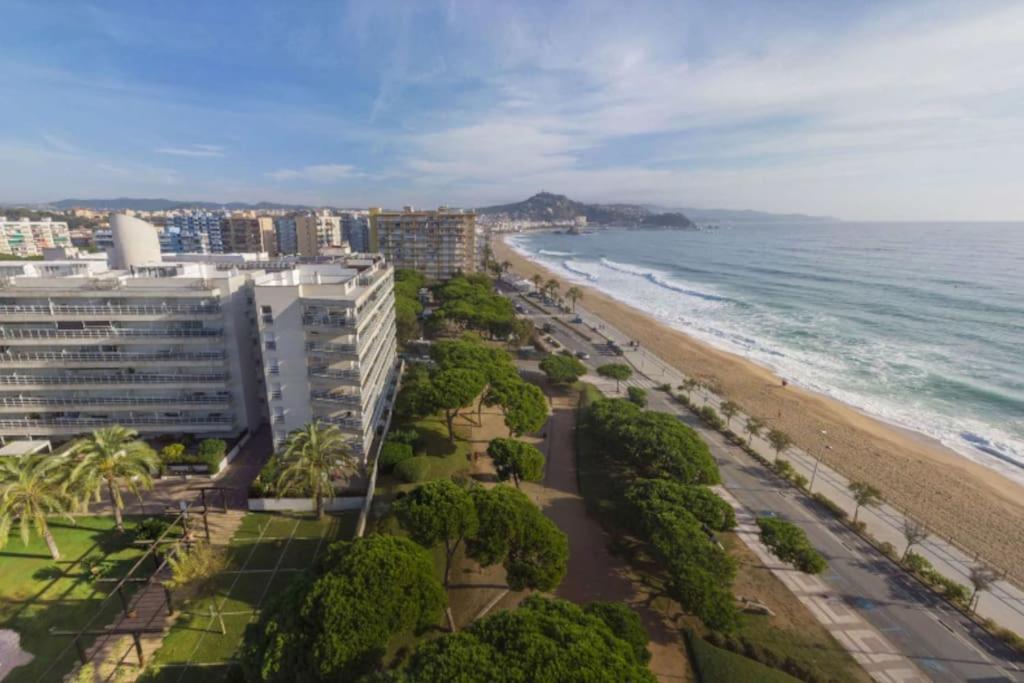 Unique With Direct Sea View Along The In S'abanell Park * Blanes