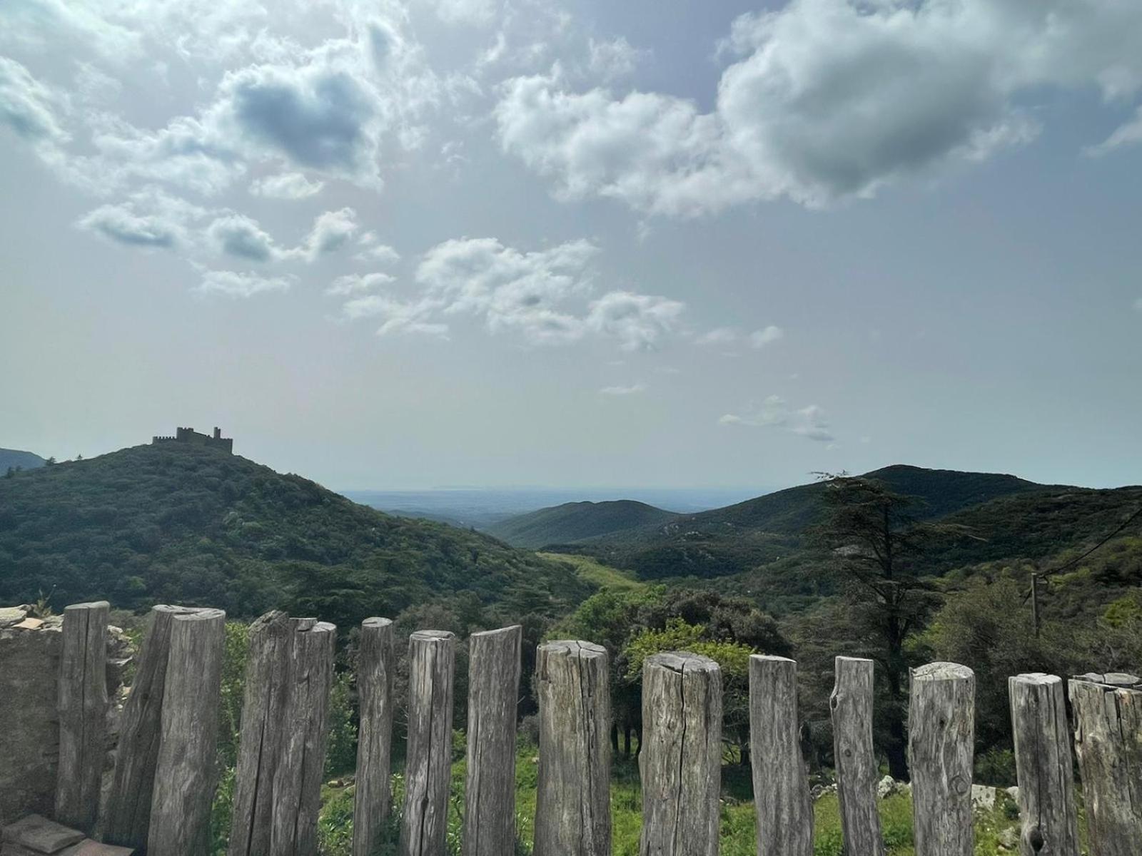 Requesens Country house