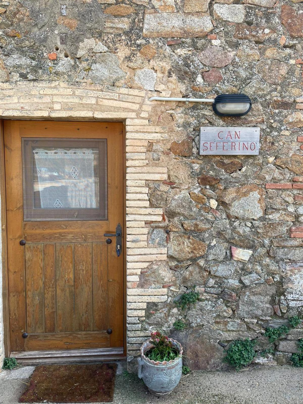 Requesens Country house