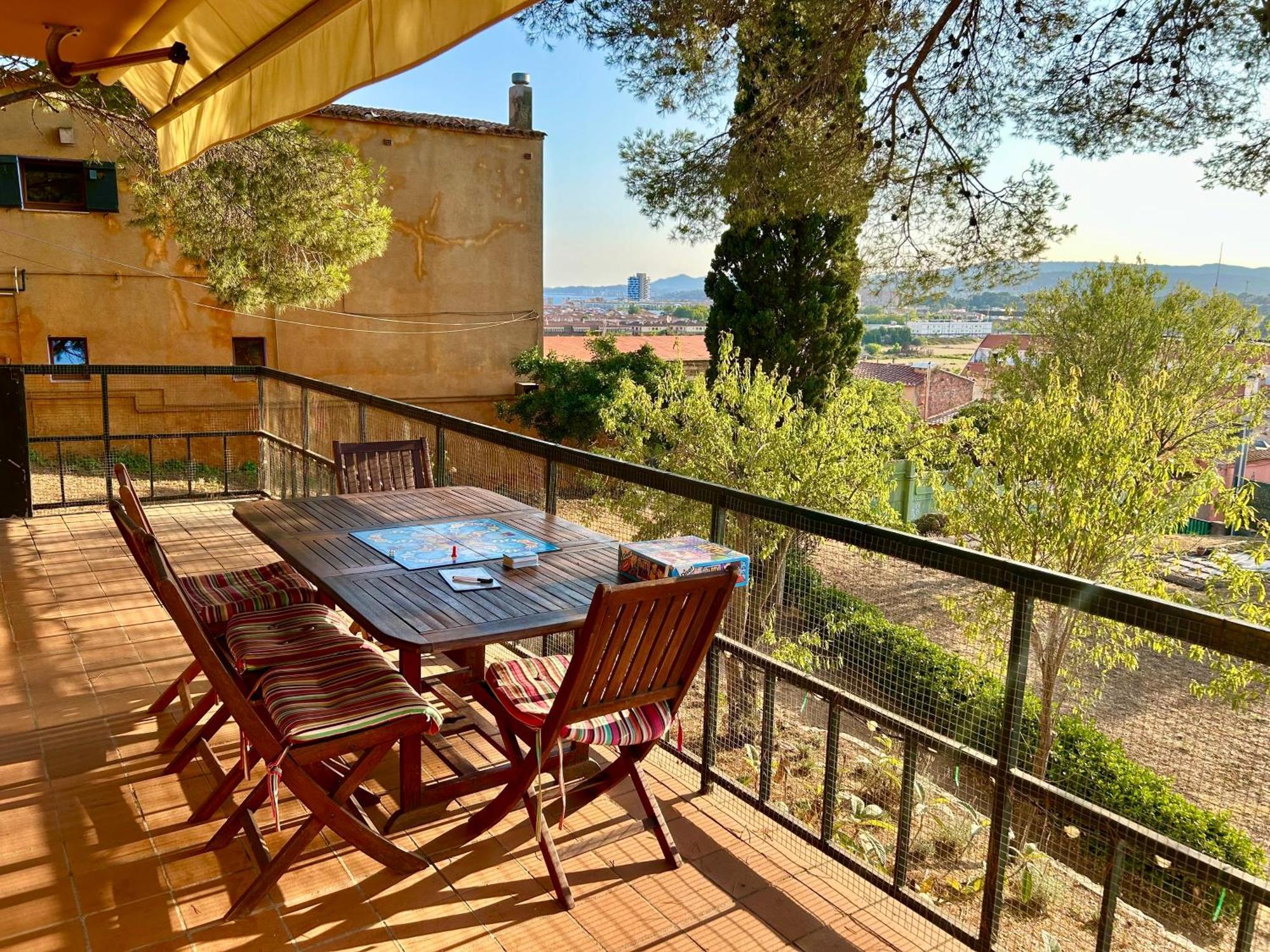 Casa Amb Piscina I Jardí A Per 6 Persones