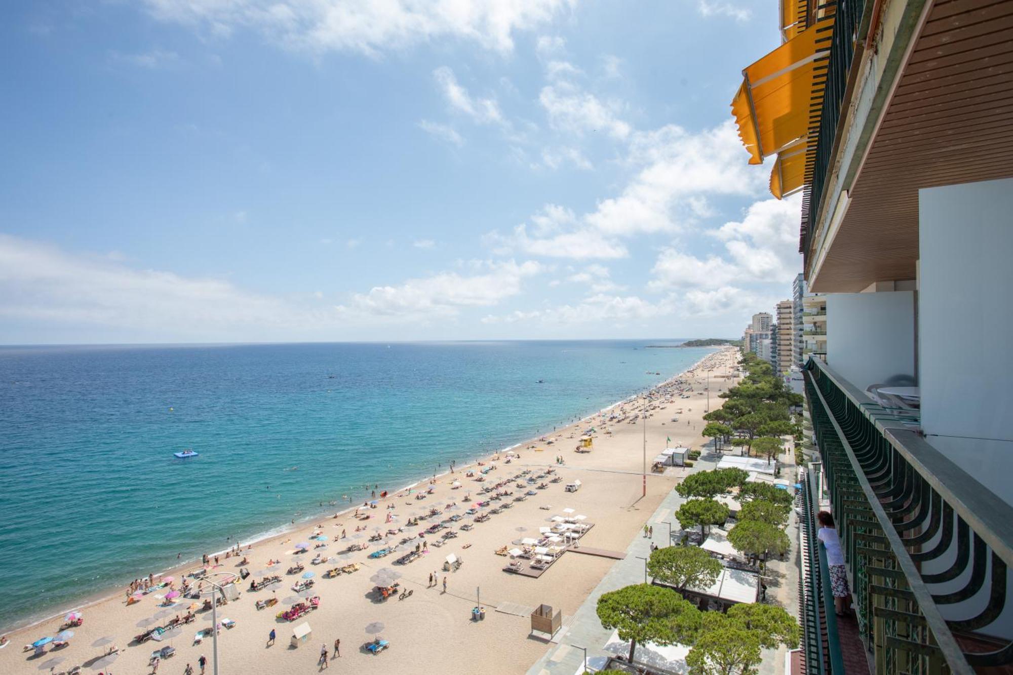 Apartamento Pis Embaixador 1a Linea De Mar