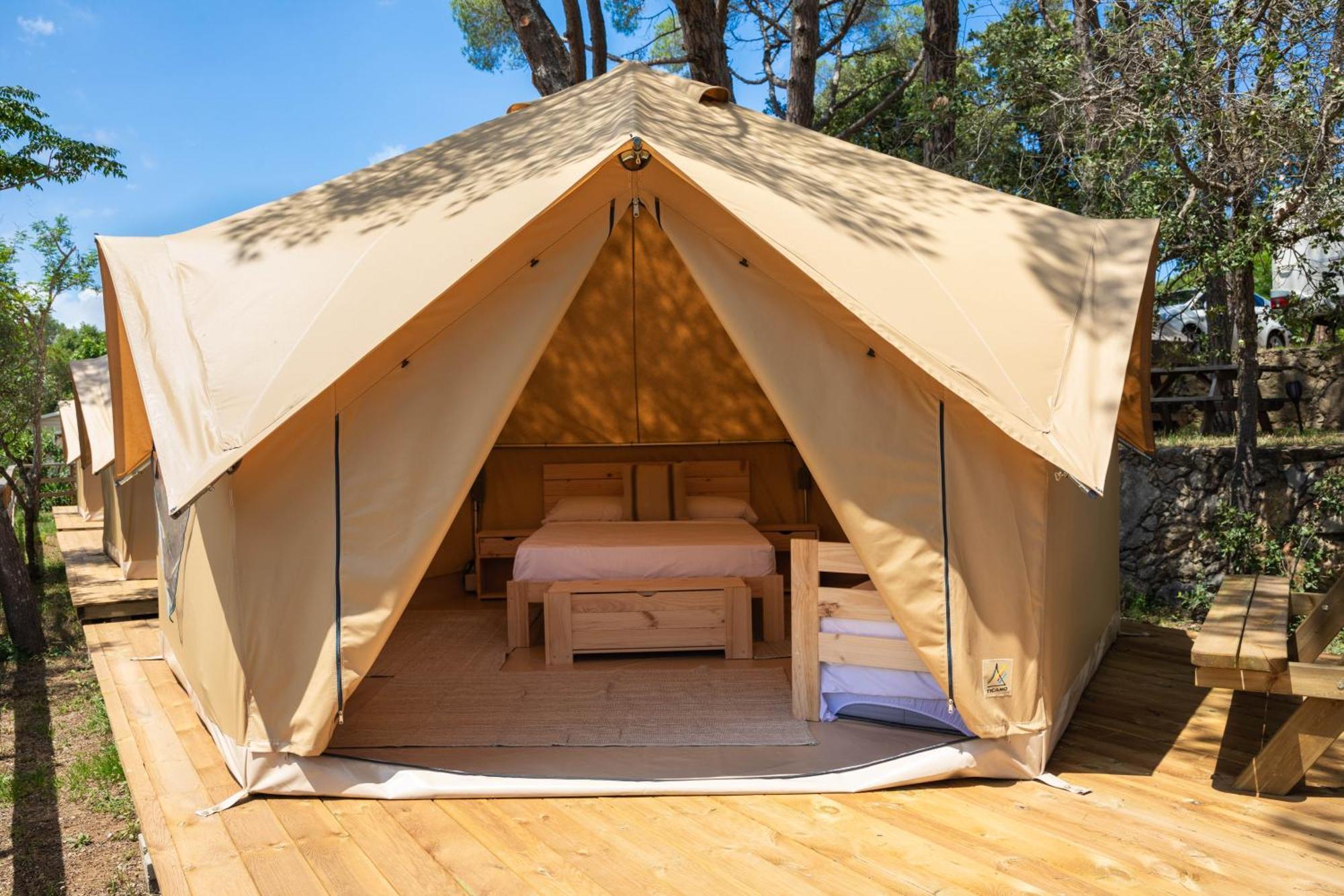 3 Estrellas Costa Brava Camping 2*