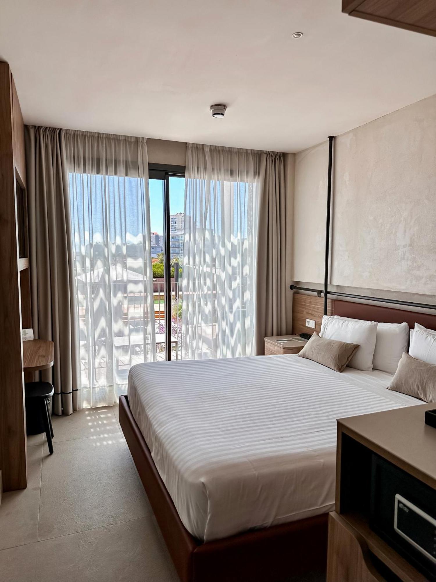 Hotel Silken 4*