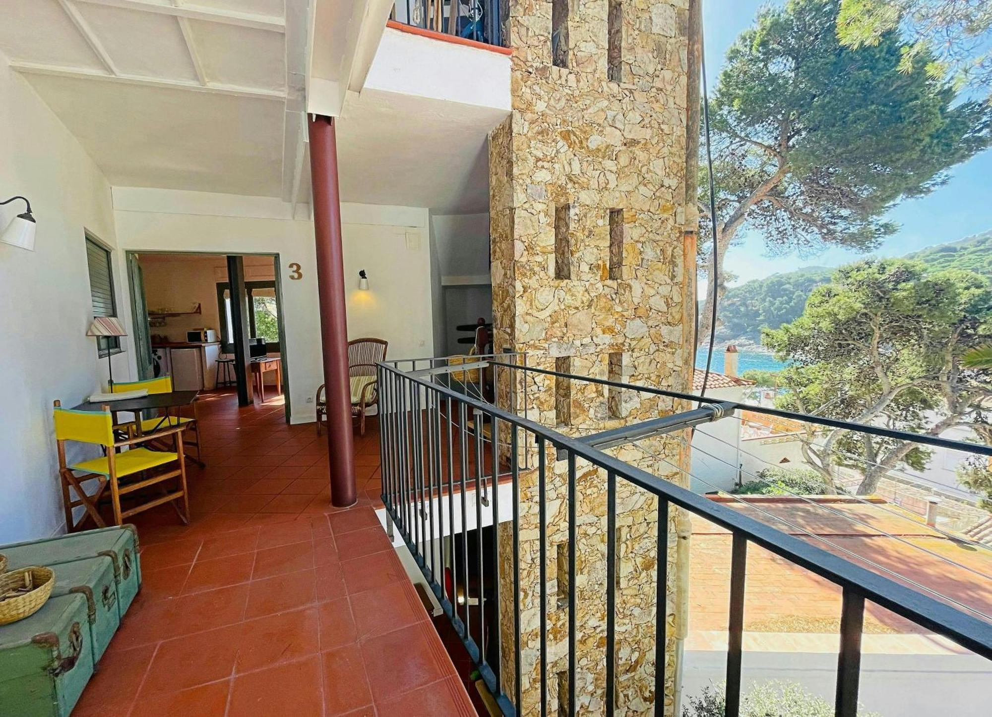 T3 - Charming Seaside Escape With Stunning Views Tamariu