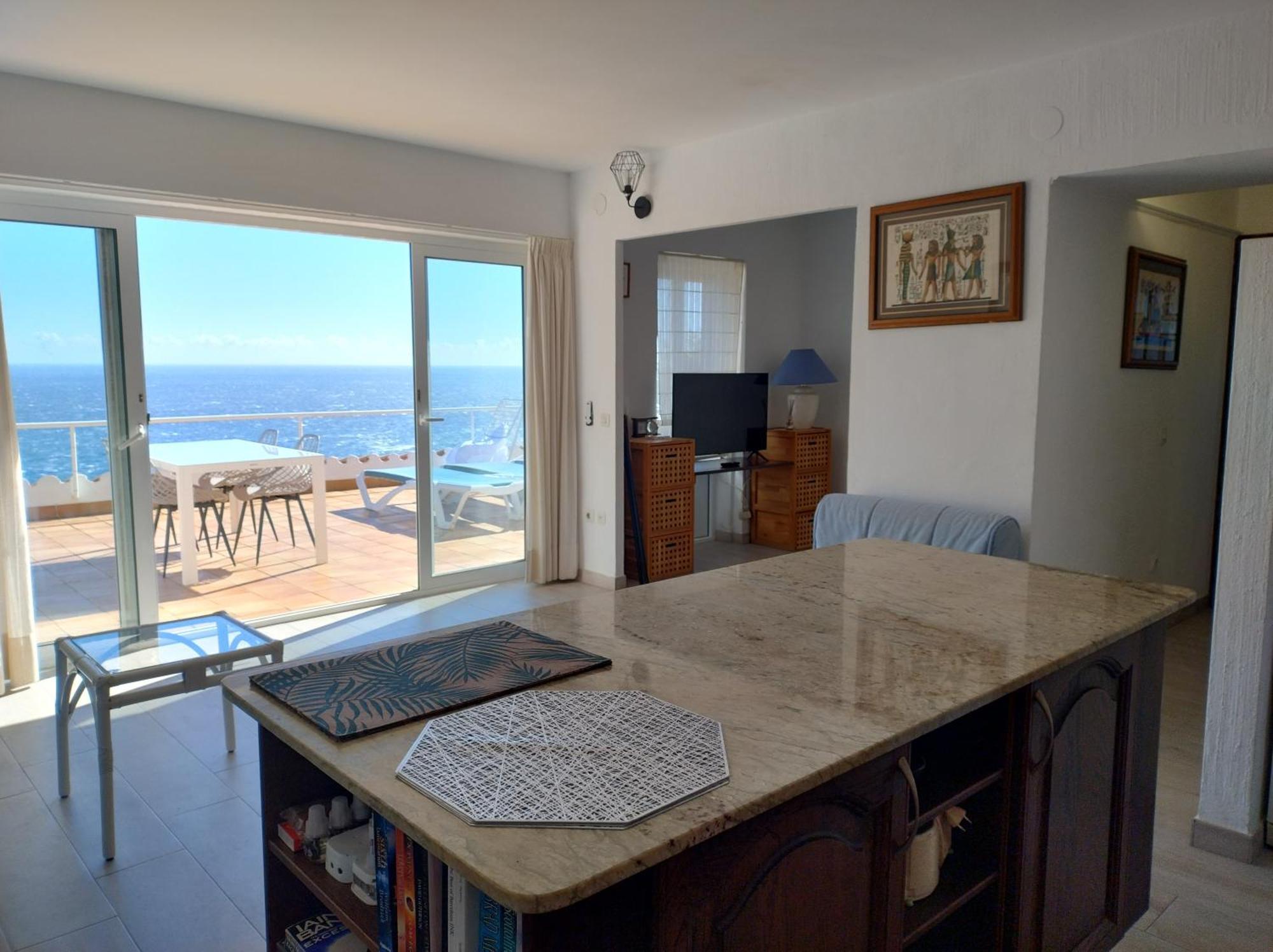 Apartamento Sol Y Mar 8-maison Jumelée Avec Terrasse, Piscine Et Parking Communautaire, Surplomb De *