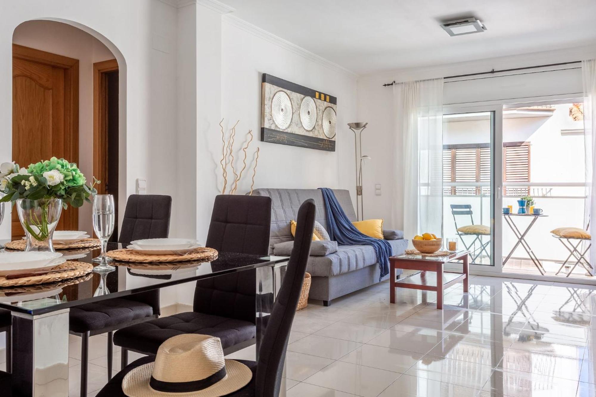 Apartment Retromar