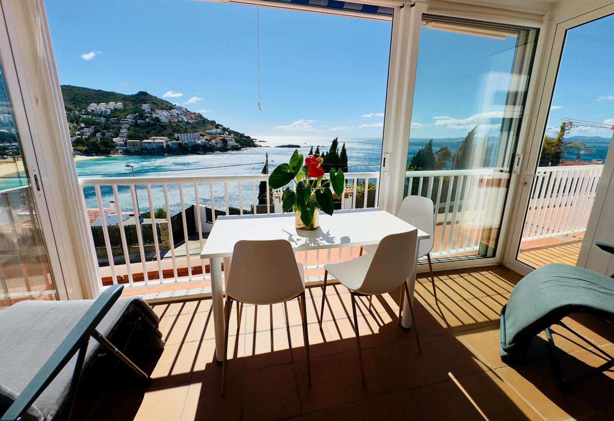 Canyelles Playa Apartment
