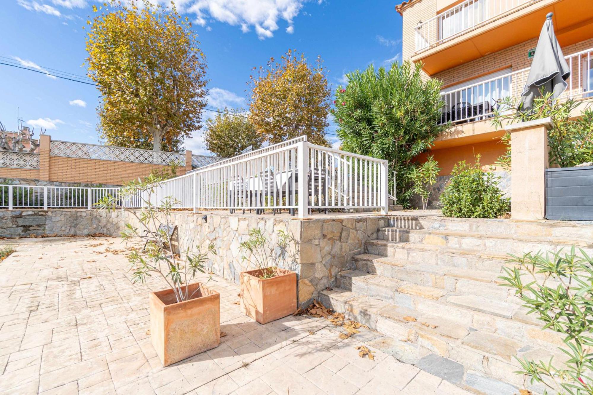 Holiday home Jouvacations Freser