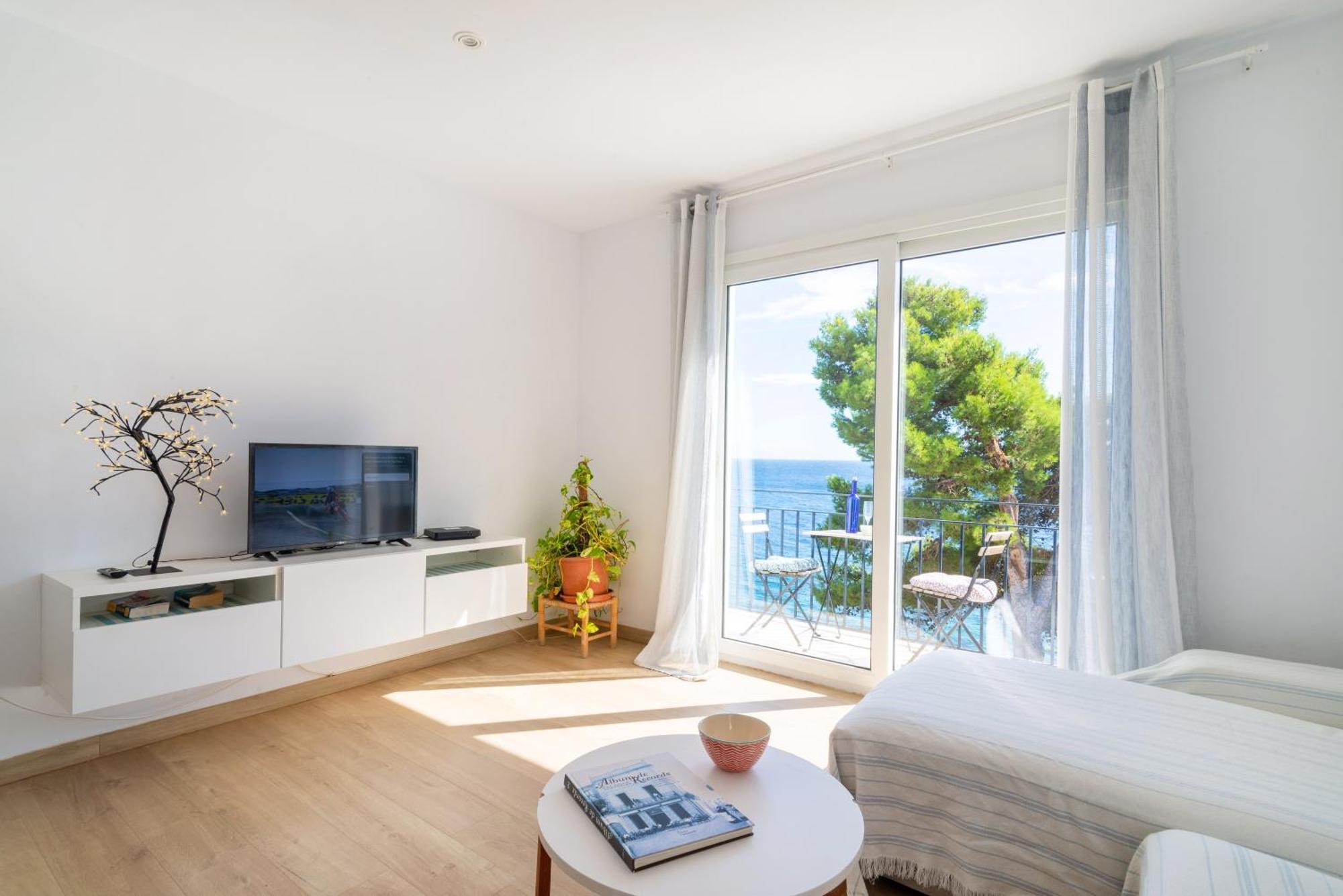 Apartamento Precioso En Primera Línea De Mar En Calella De Palafrugell