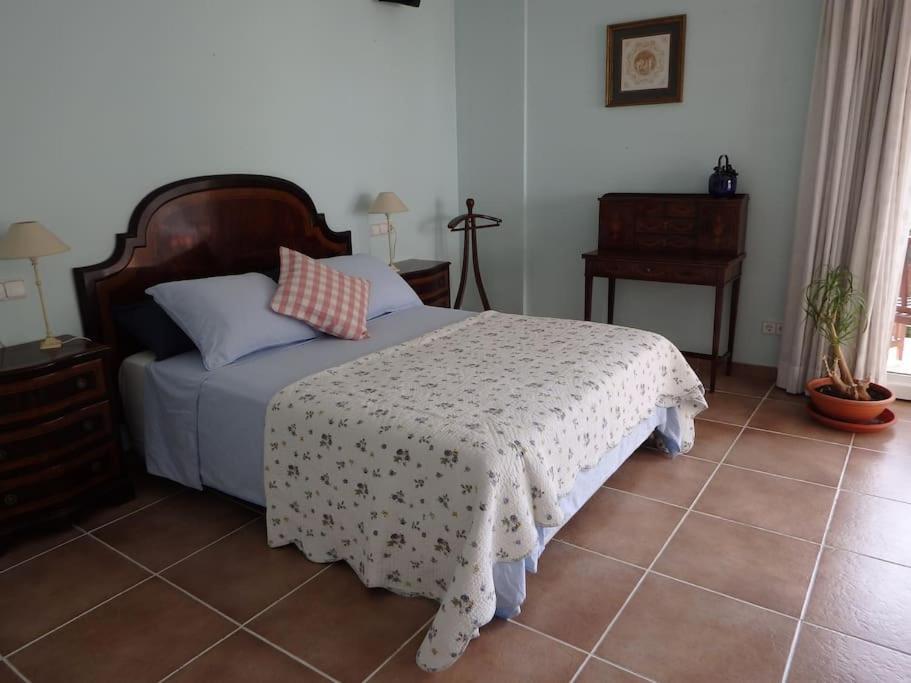 Apartment Seafront View-nice In Downtown *