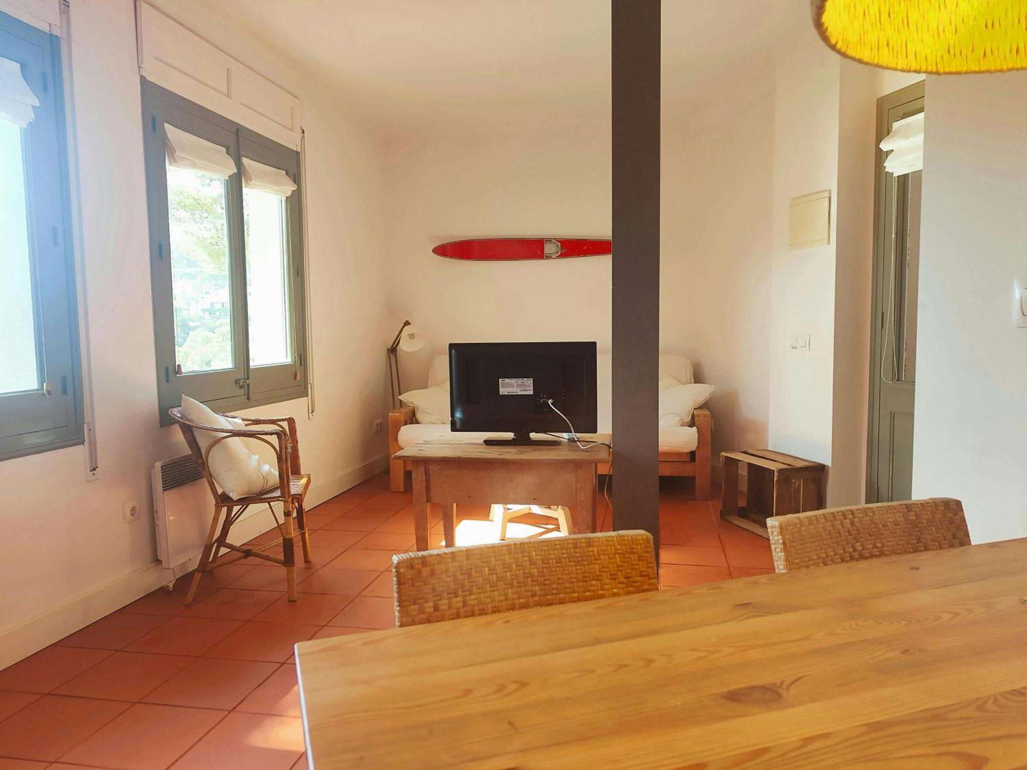 T3 - Charming Seaside Escape With Stunning Views Apartment *