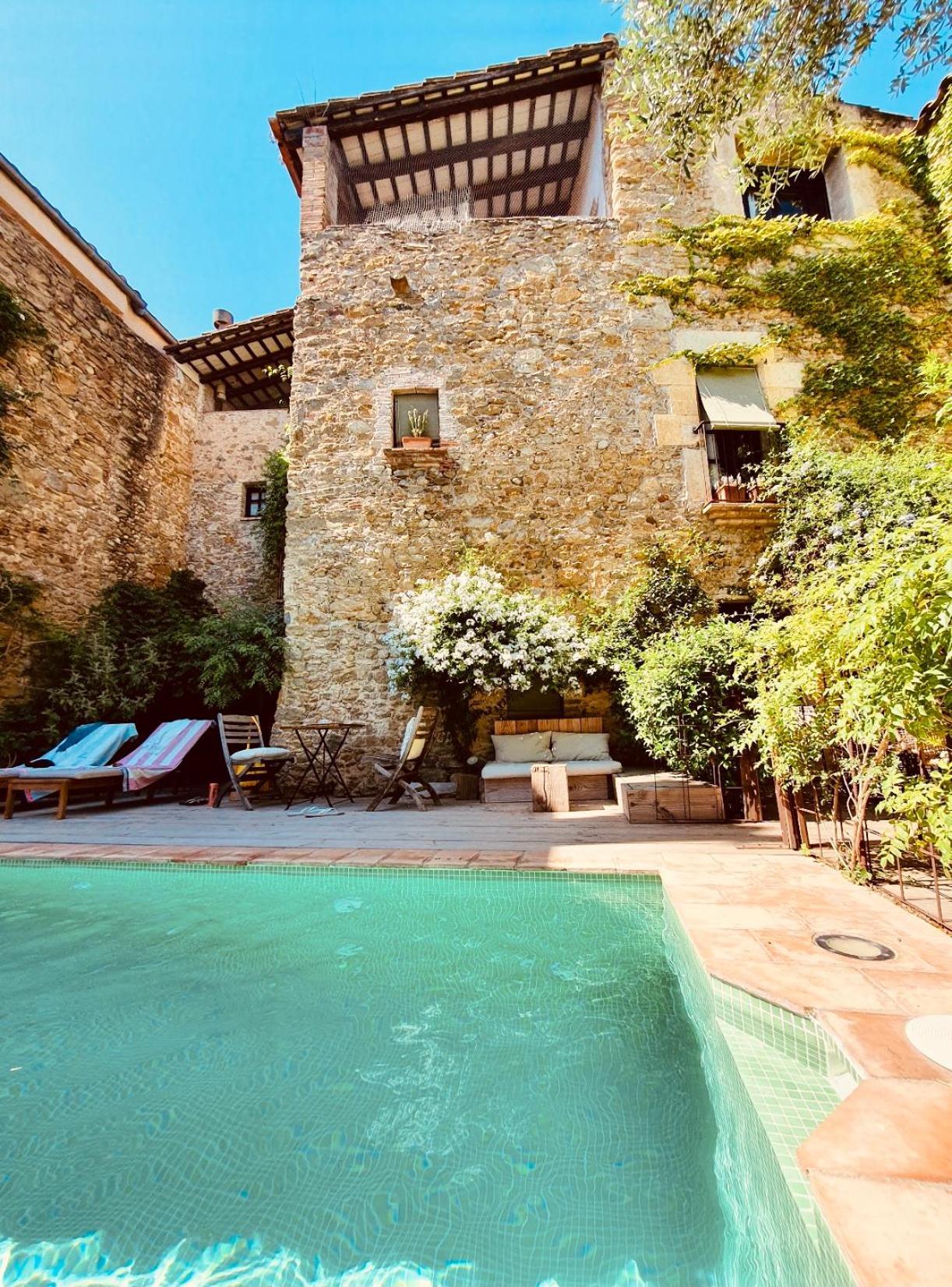 Bed & Breakfast Casa Migdia Sant Jordi Desvalls